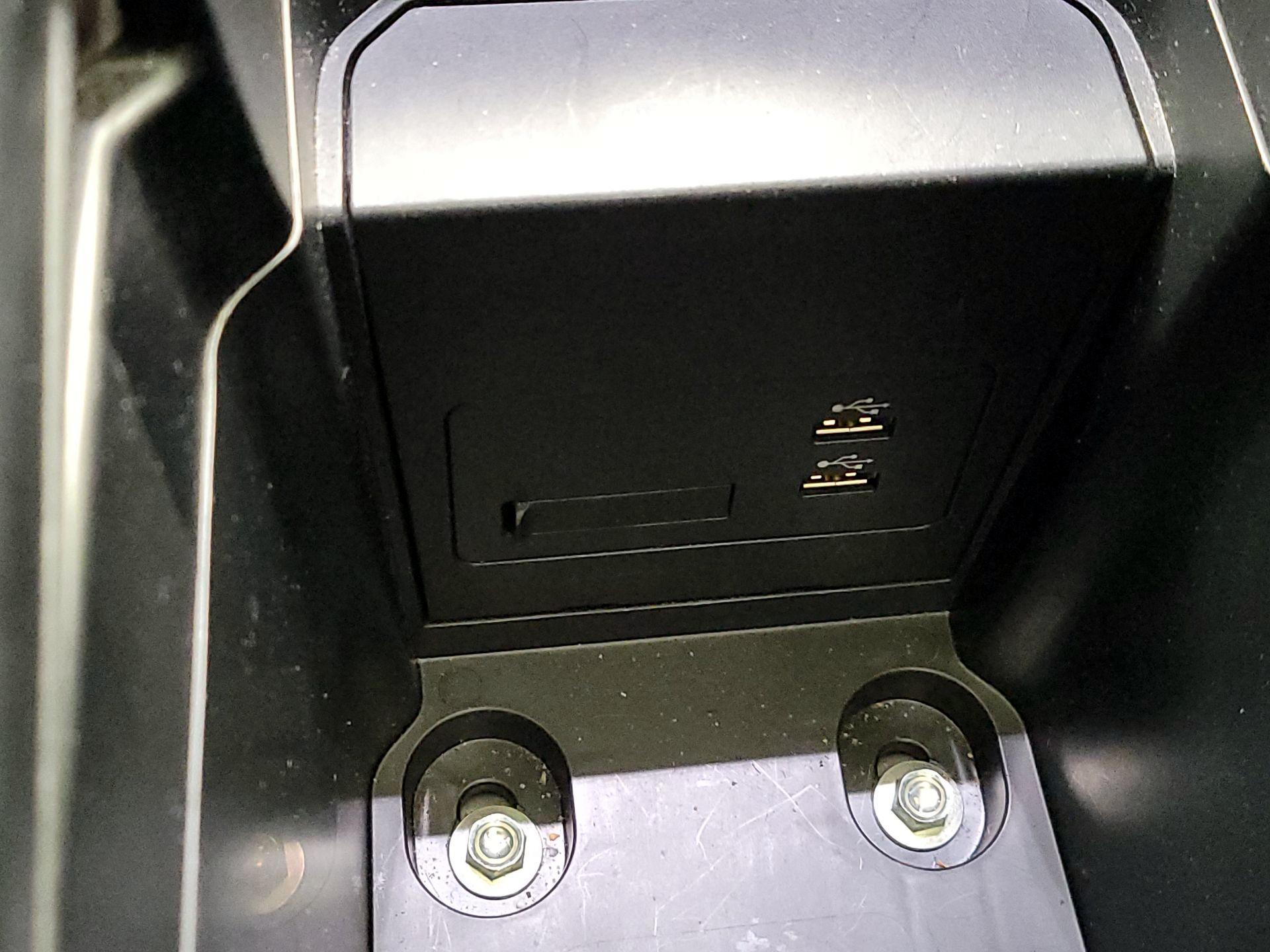 Thumbnail: 2023 Mazda CX-50 - 18