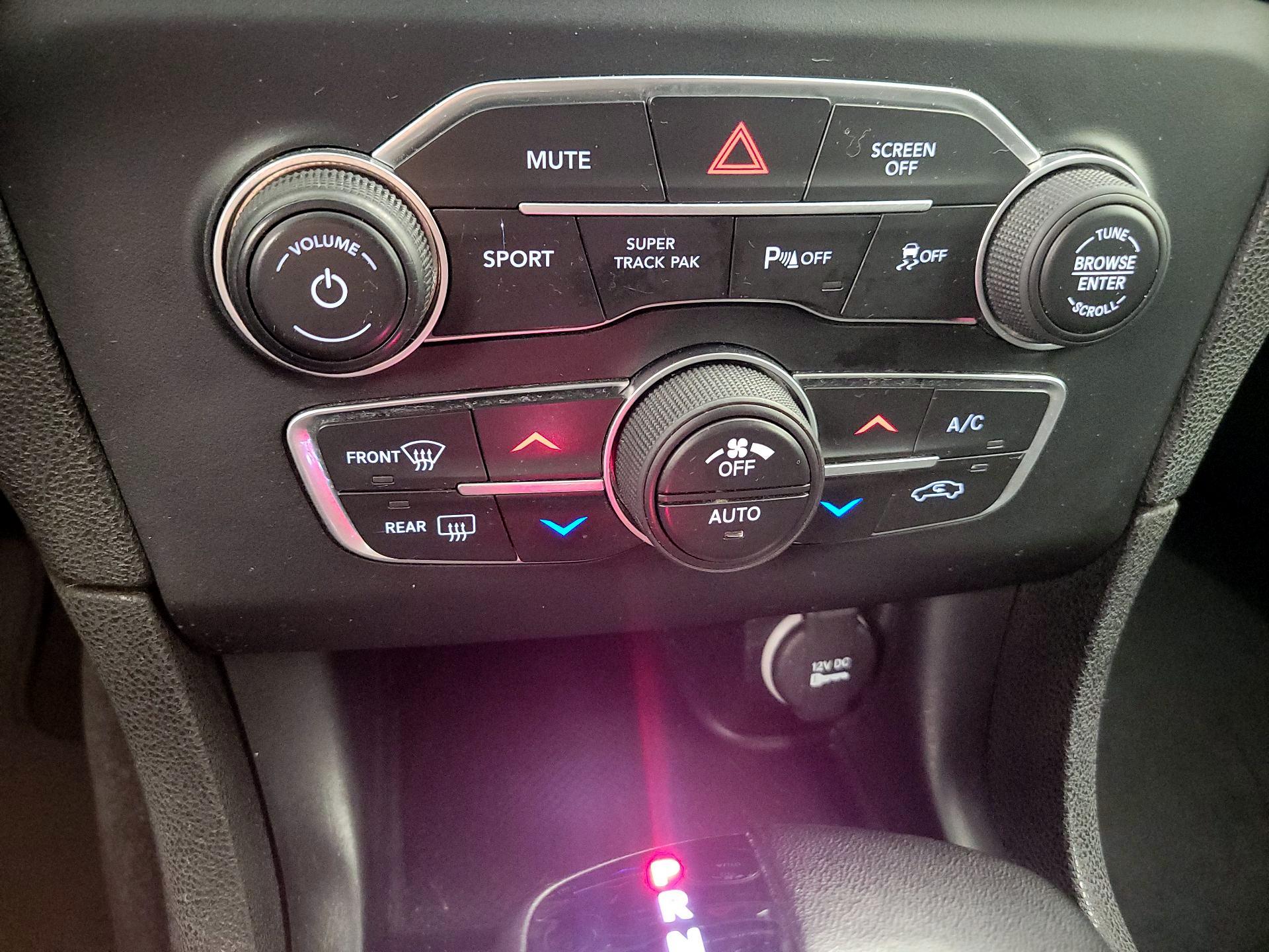 Thumbnail: 2023 Dodge Charger - 16