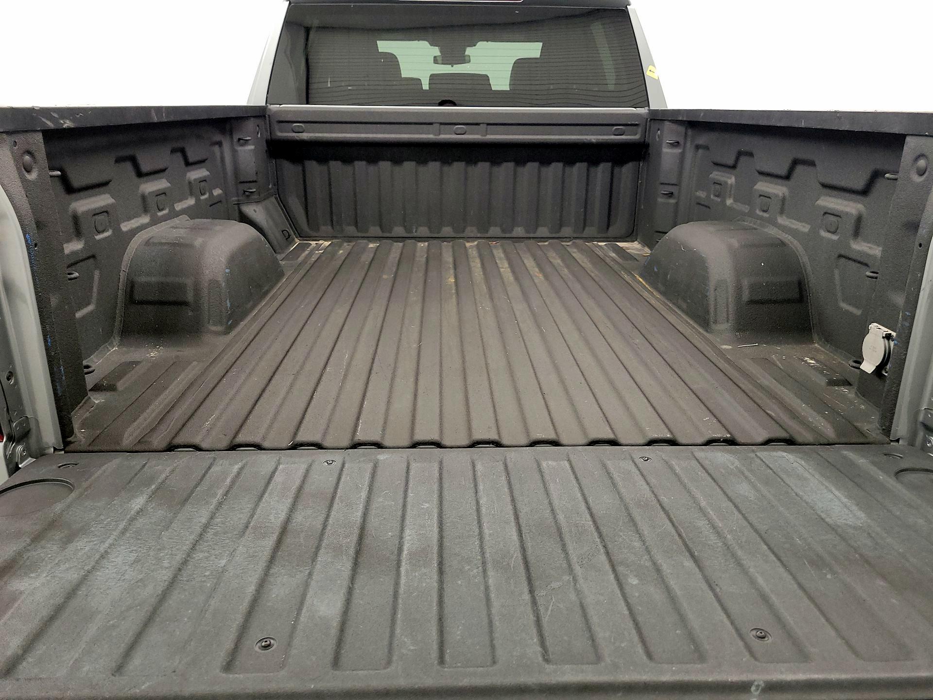 Thumbnail: 2023 Chevrolet Silverado 1500 - 20