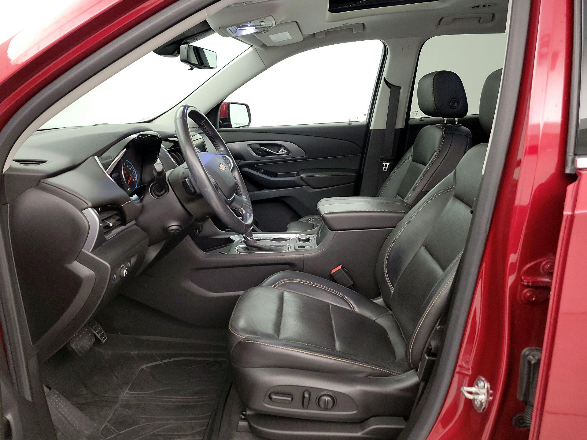 Thumbnail: 2020 Chevrolet Traverse - 11