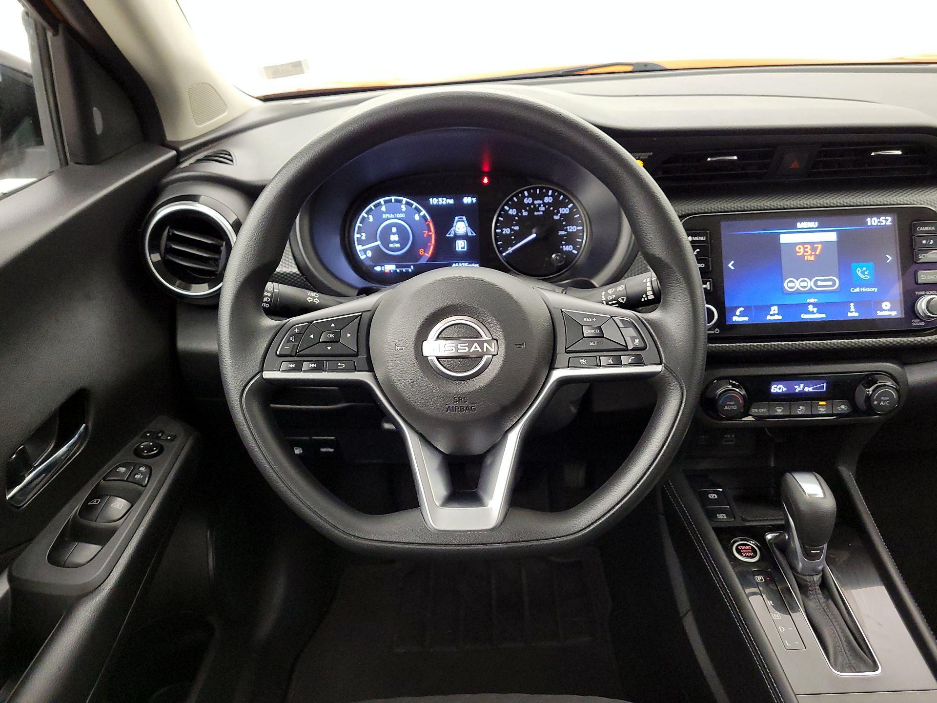Thumbnail: 2022 Nissan Kicks - 10
