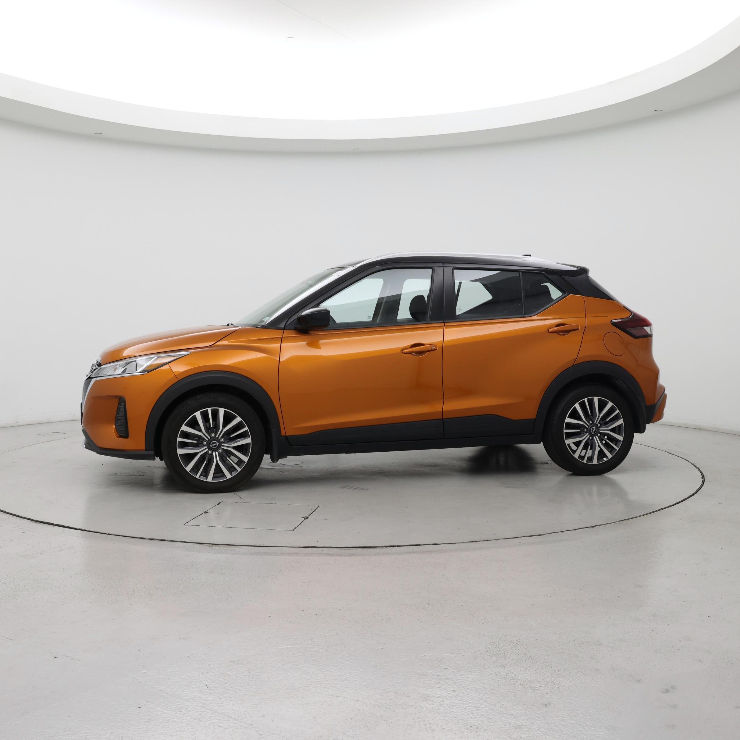 Thumbnail: 2022 Nissan Kicks - 3