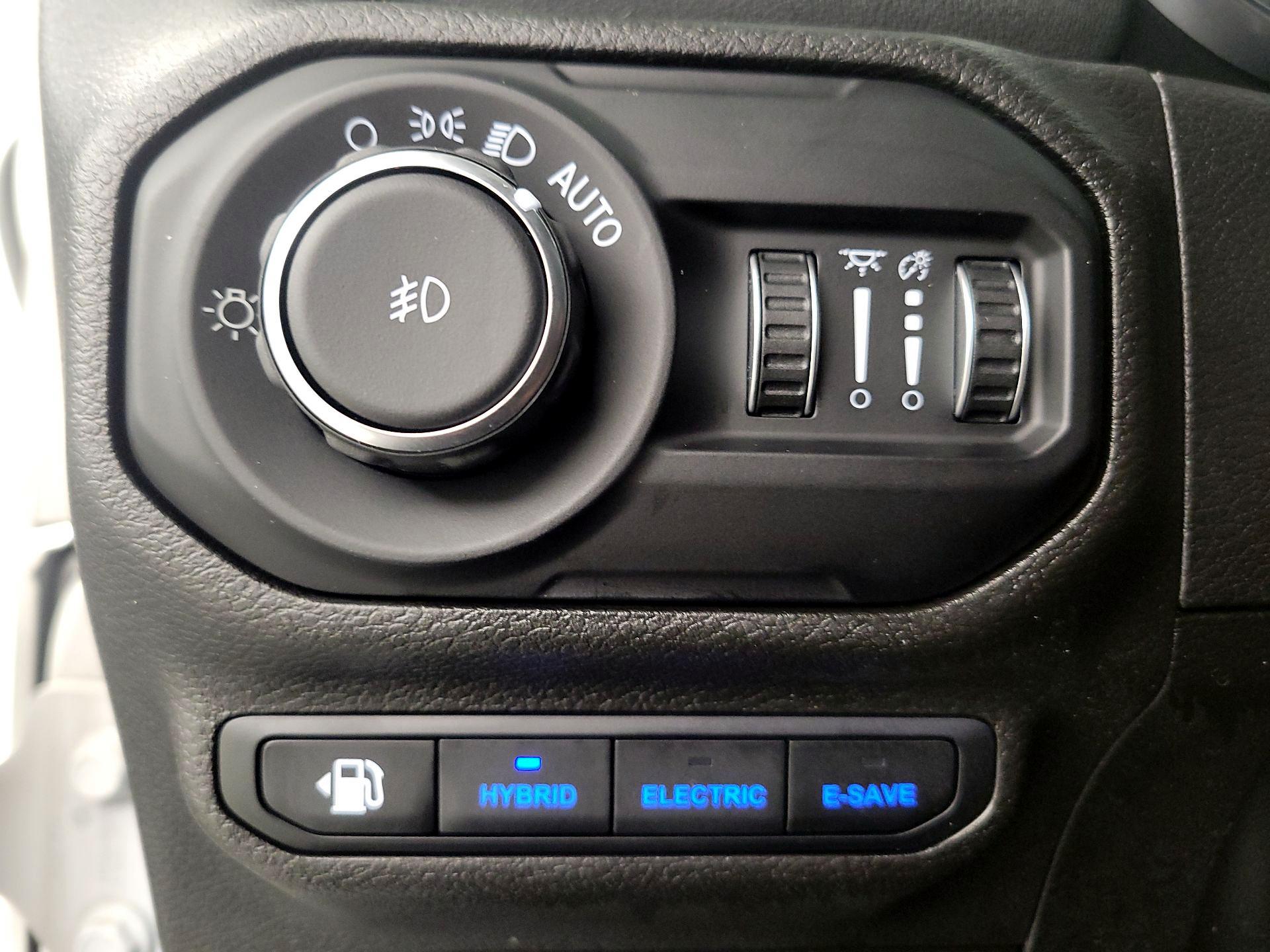 Thumbnail: 2022 Jeep Wrangler - 13