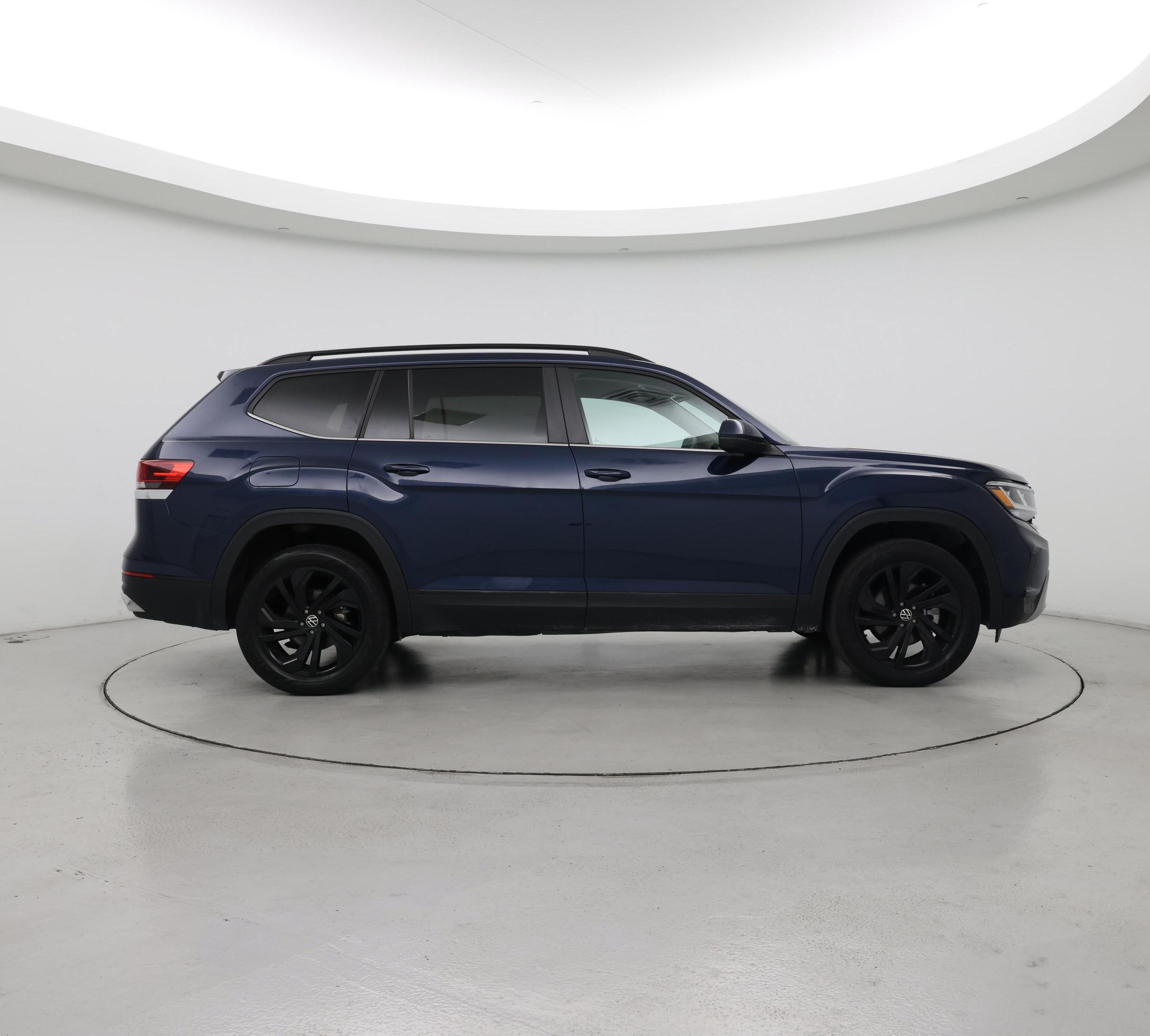 Thumbnail: 2023 Volkswagen Atlas - 7