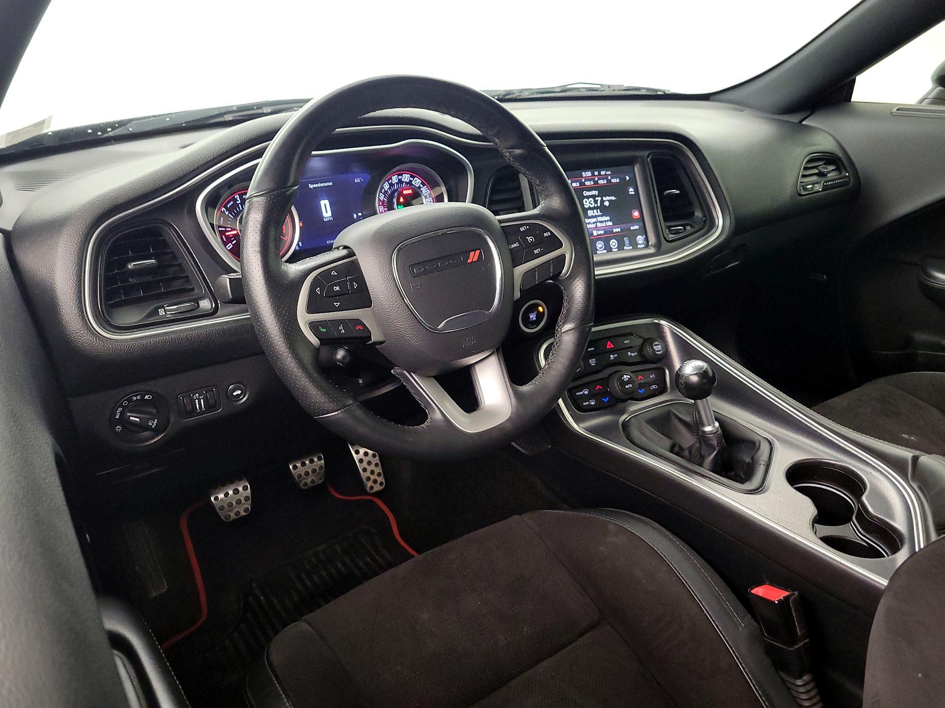 Thumbnail: 2015 Dodge Challenger - 9