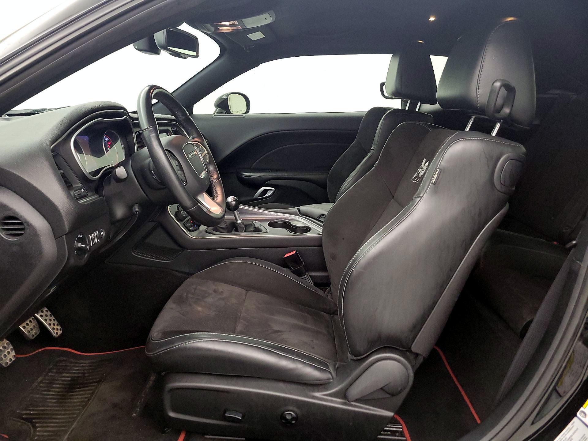 Thumbnail: 2015 Dodge Challenger - 11