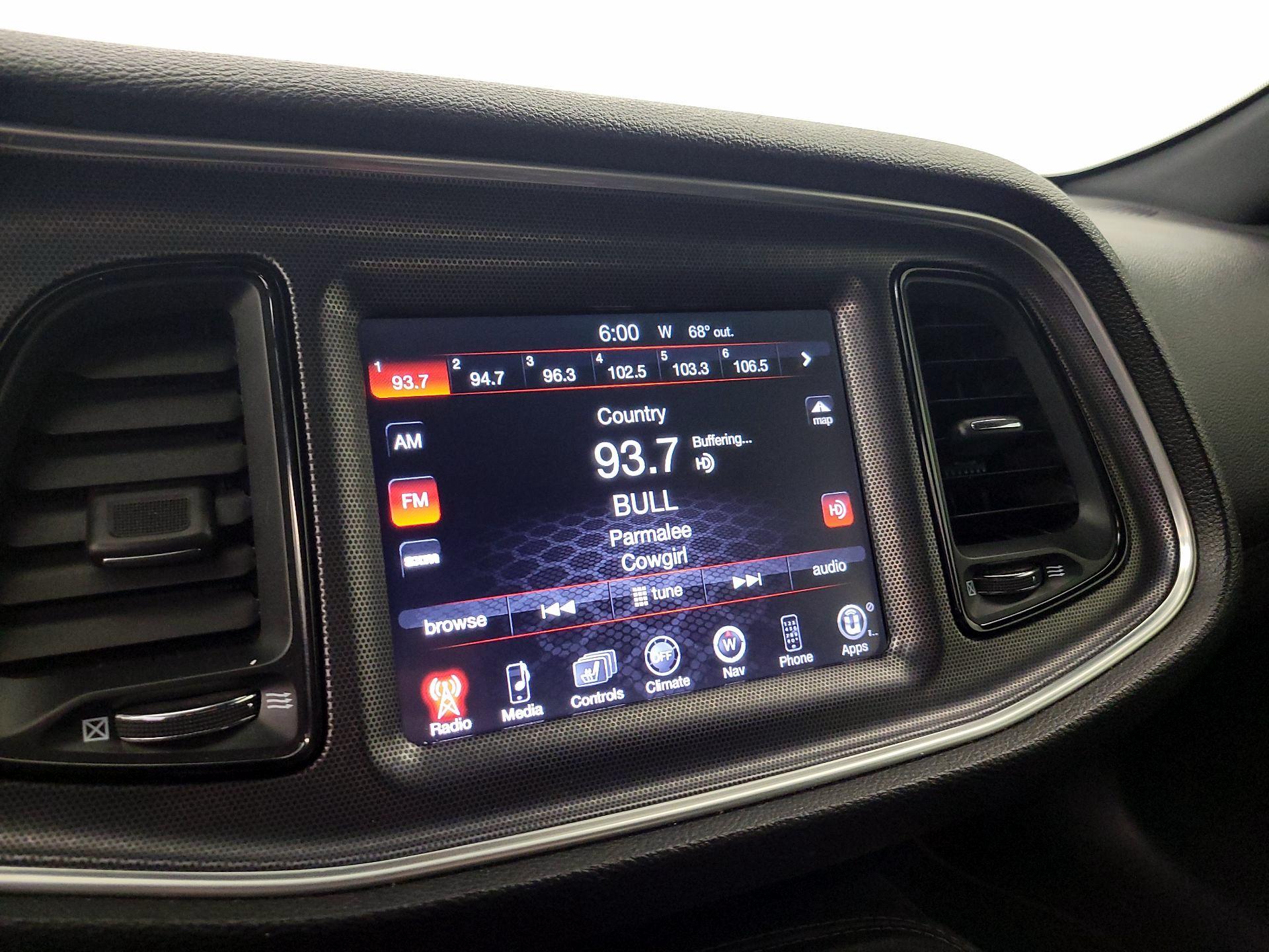 Thumbnail: 2015 Dodge Challenger - 16