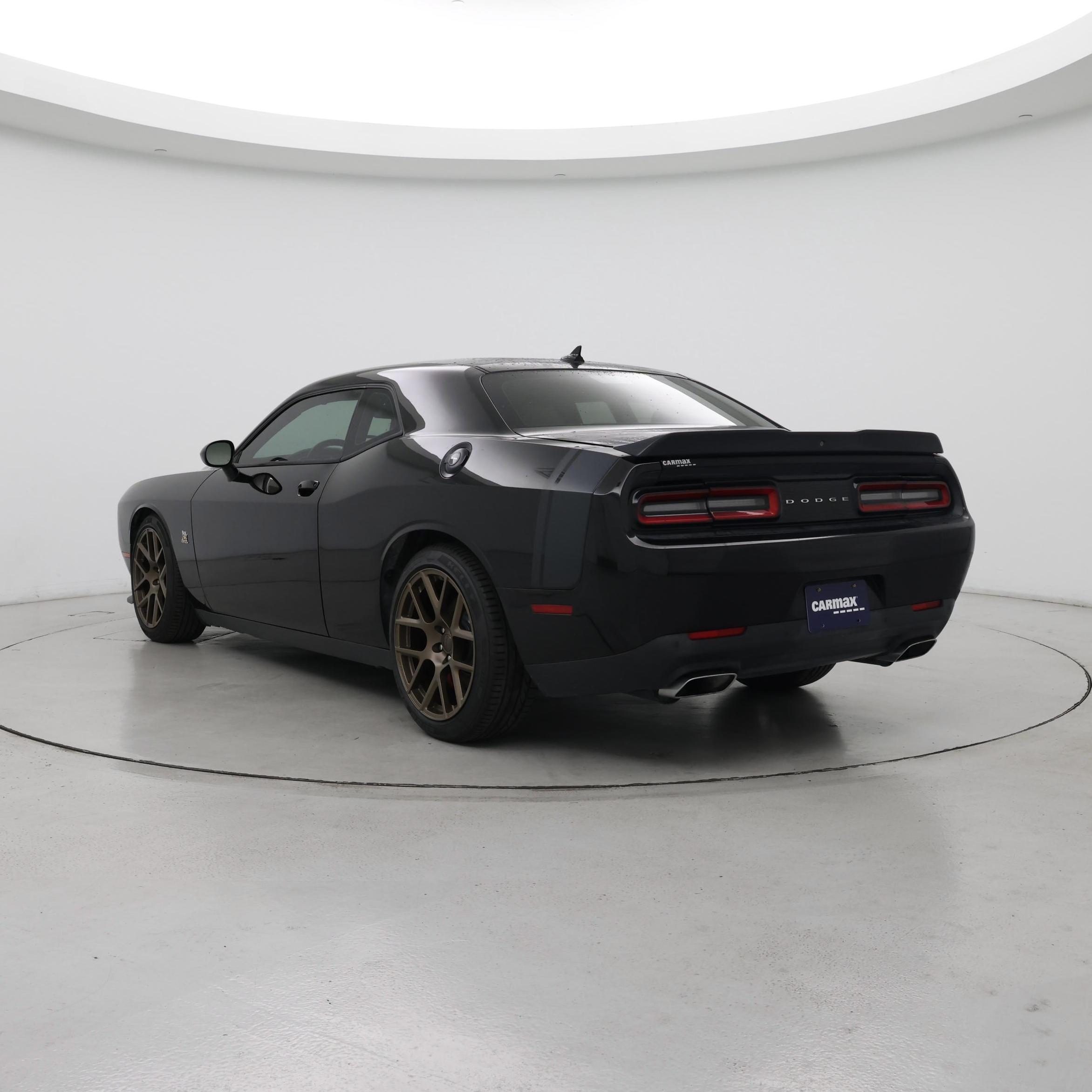 Thumbnail: 2015 Dodge Challenger - 2