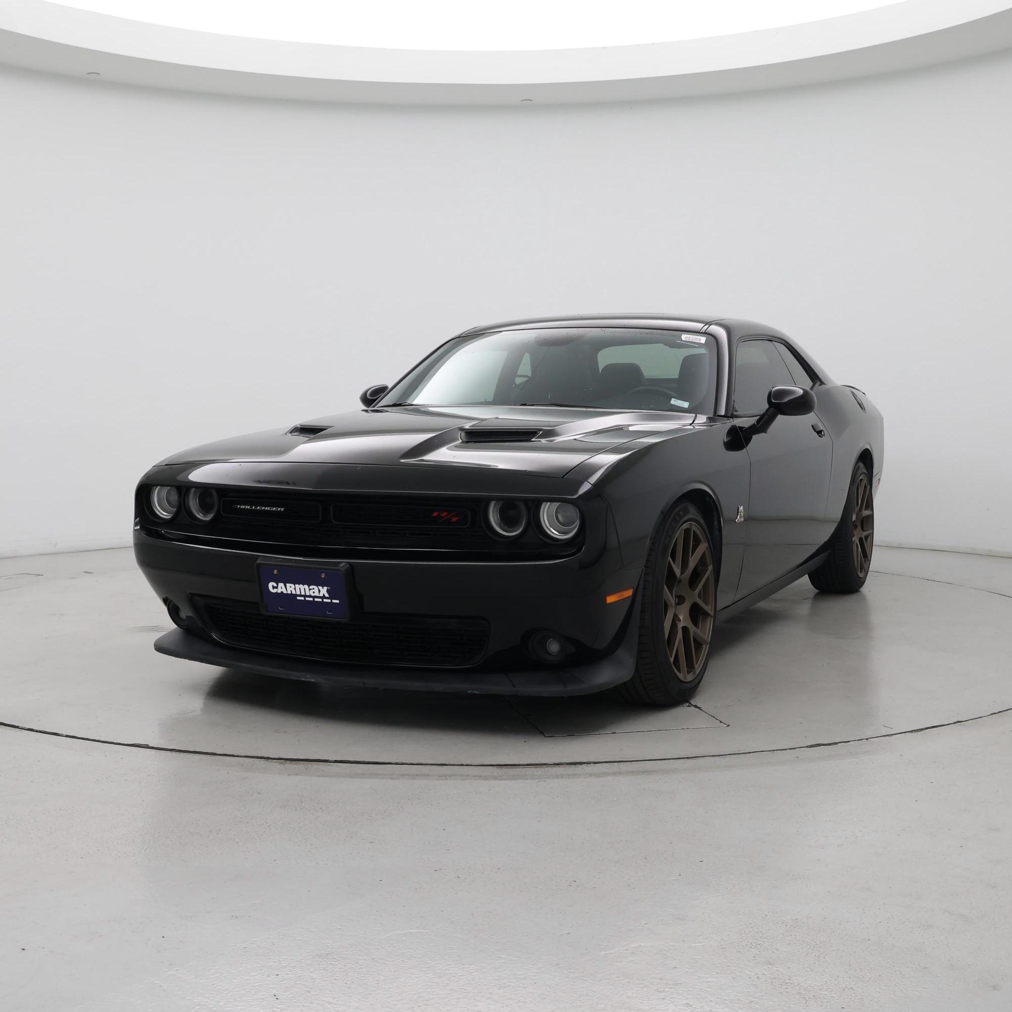 Thumbnail: 2015 Dodge Challenger - 4