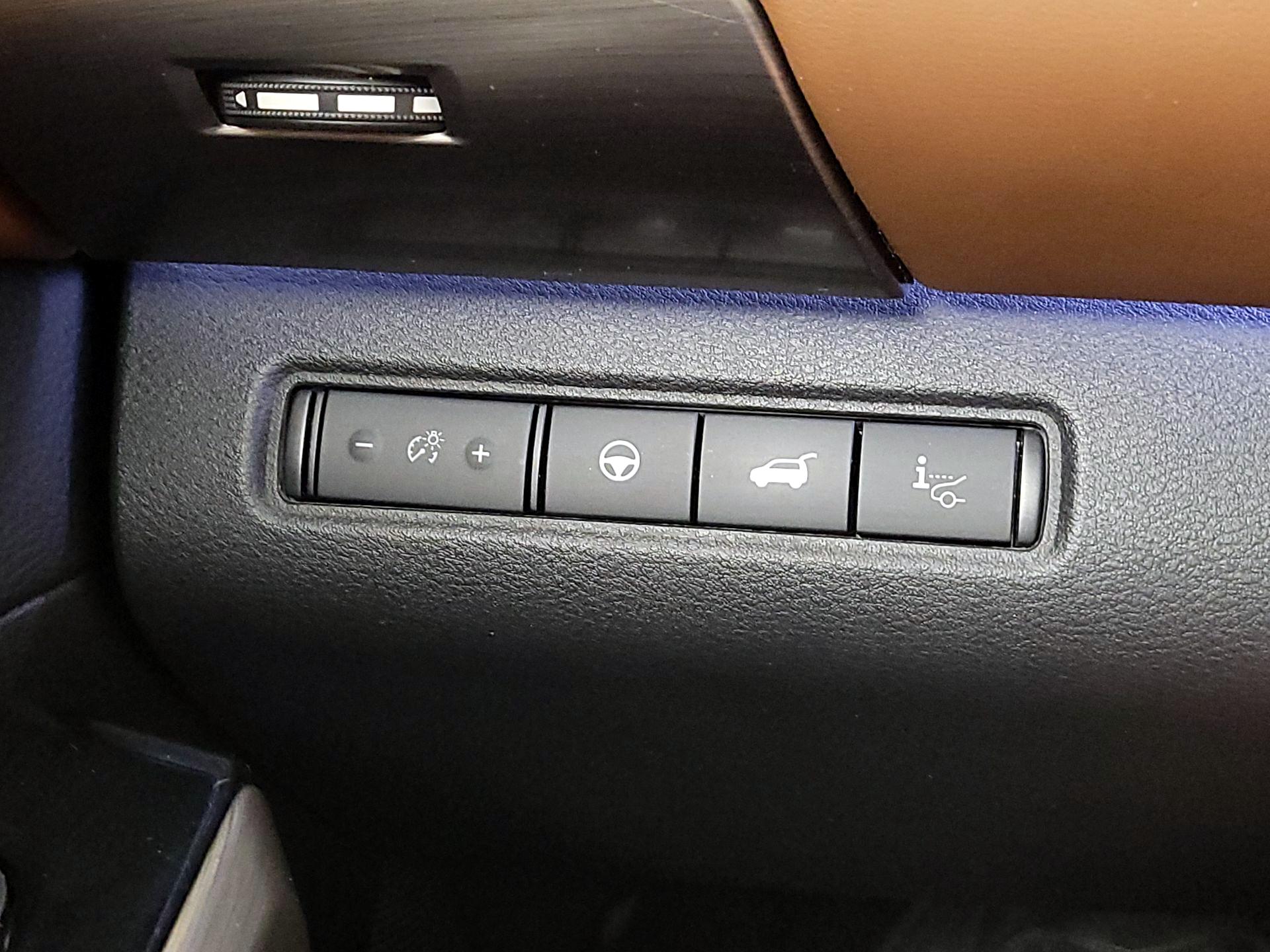 Thumbnail: 2023 Nissan Pathfinder - 13