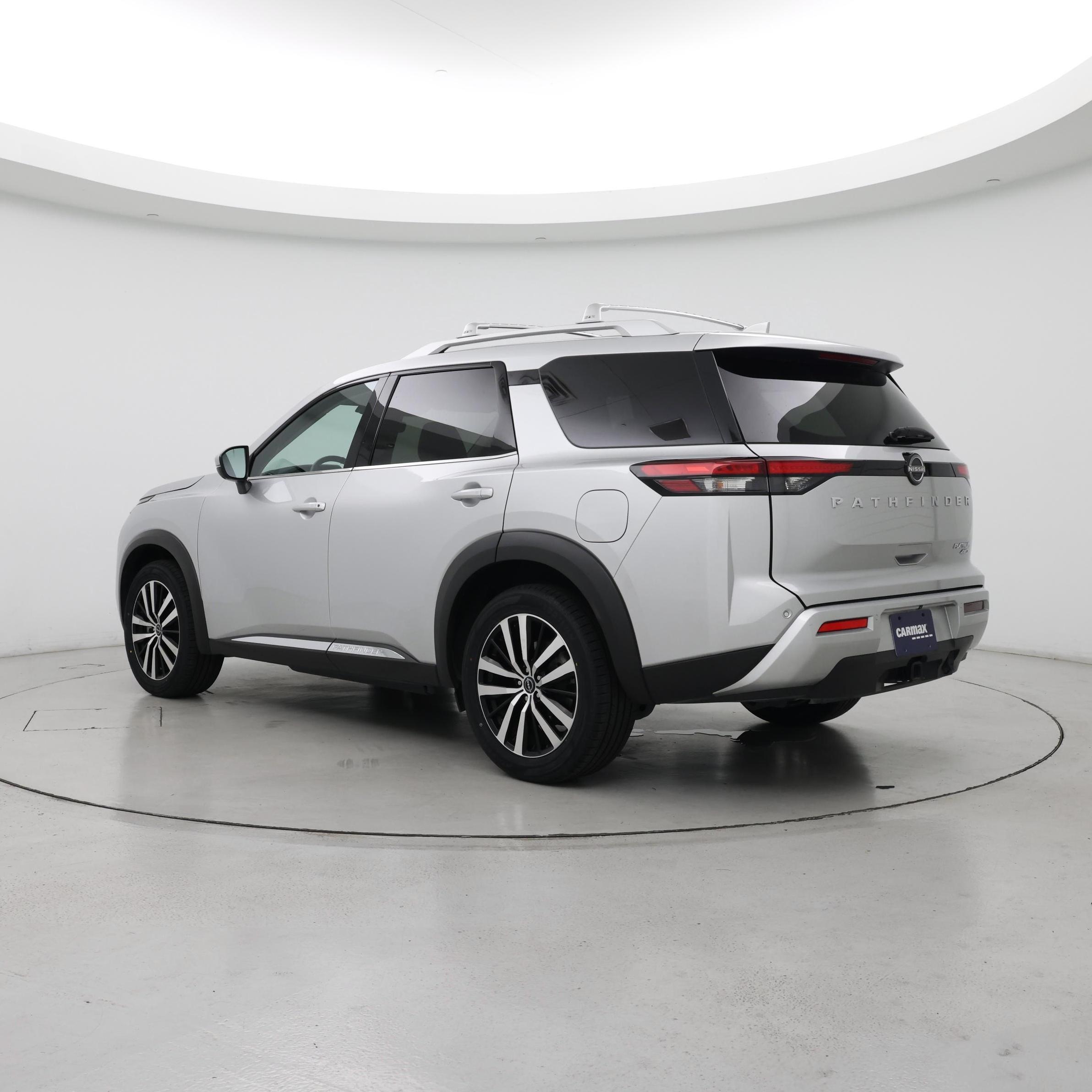 Thumbnail: 2023 Nissan Pathfinder - 2