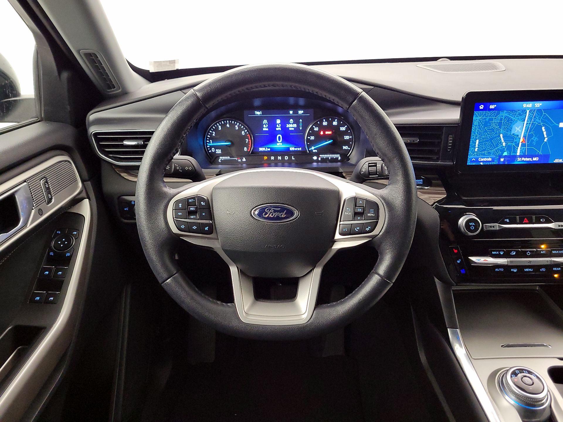 Thumbnail: 2023 Ford Explorer - 10