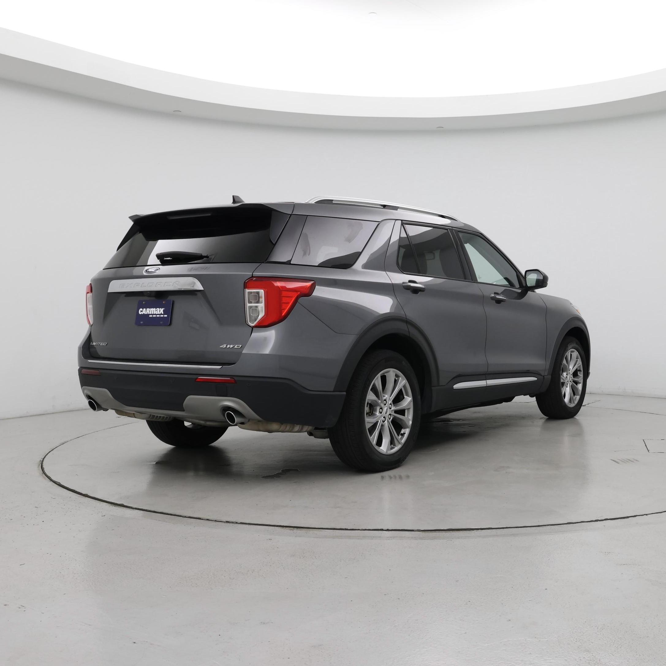 Thumbnail: 2023 Ford Explorer - 8