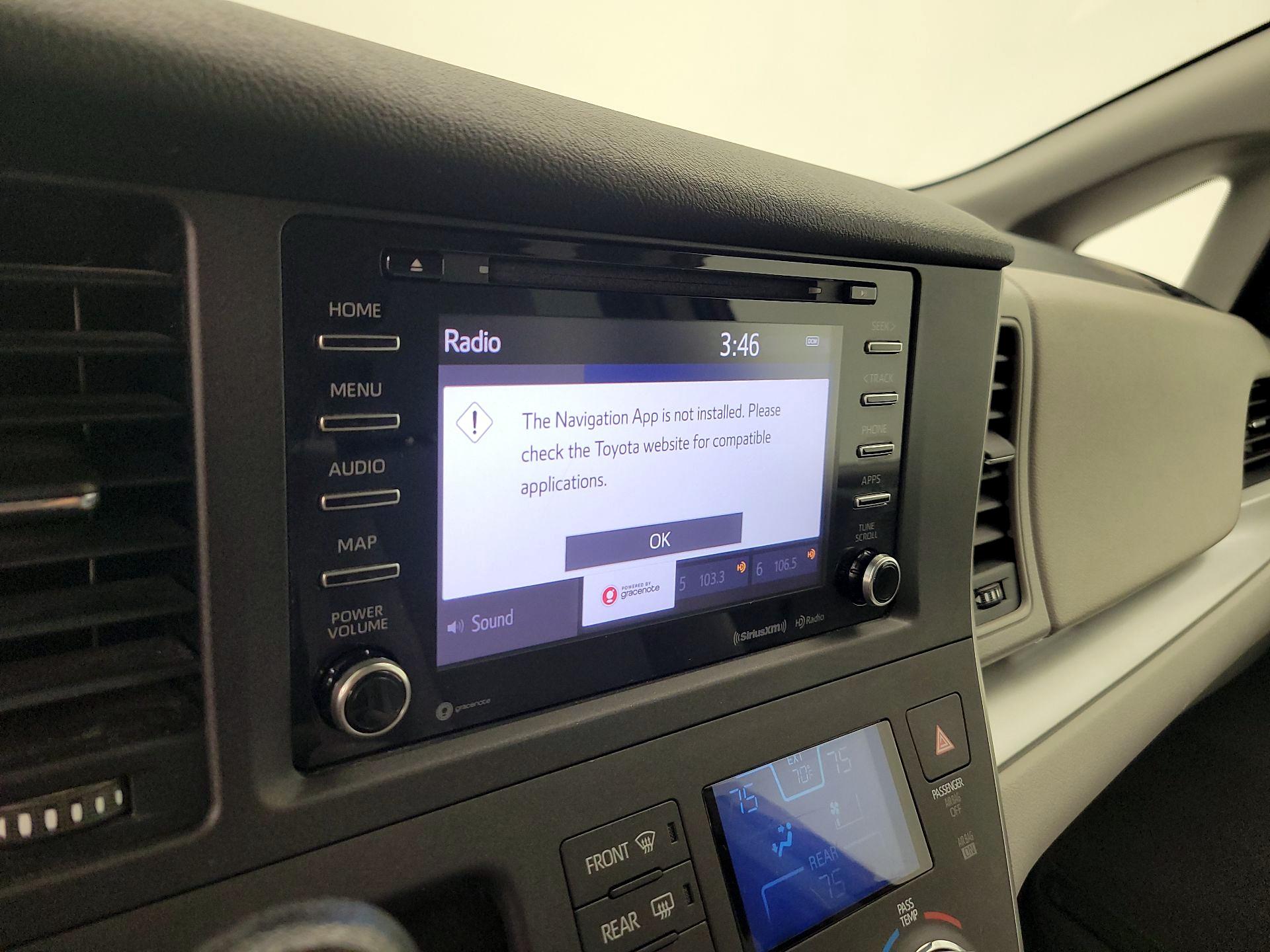 Thumbnail: 2020 Toyota Sienna - 14