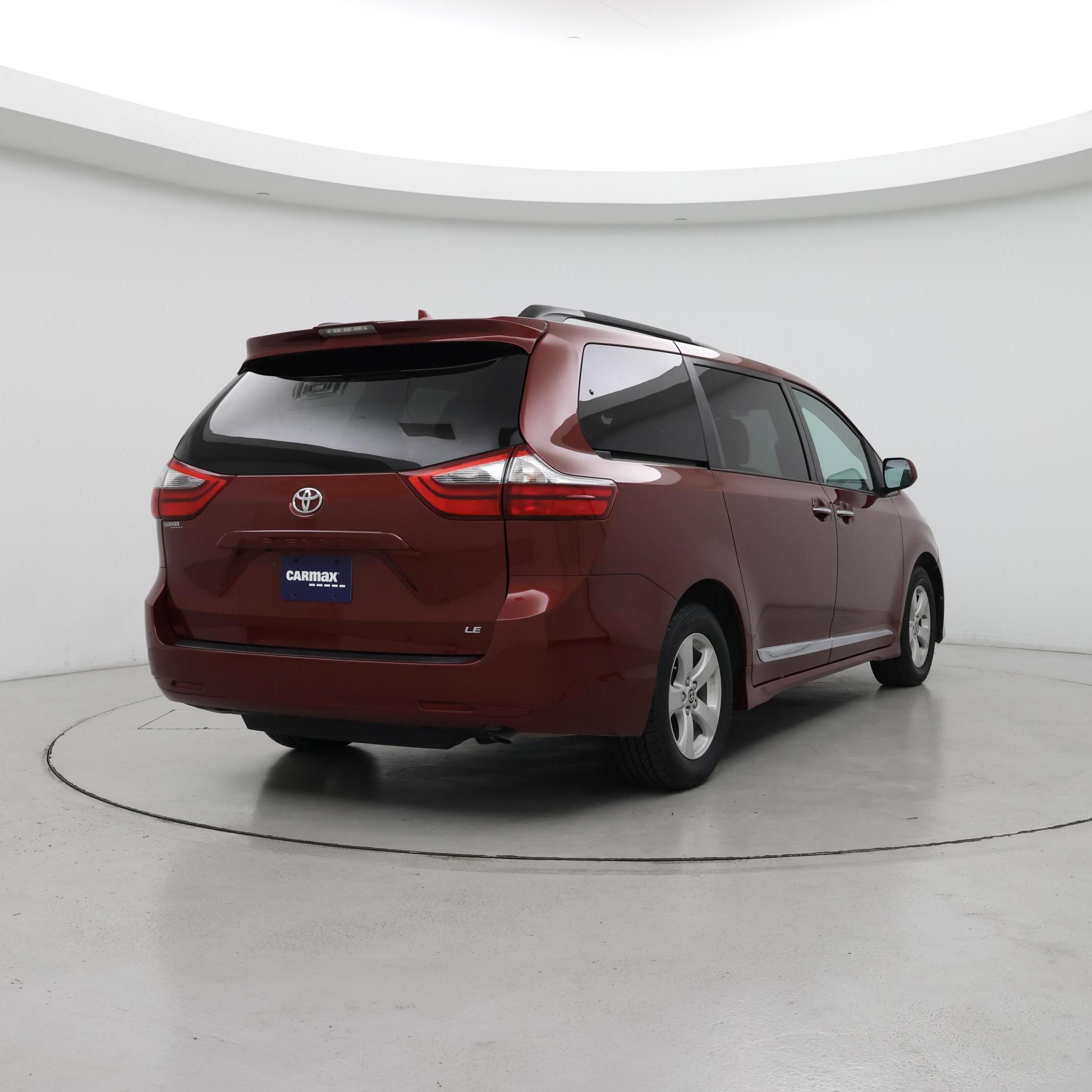 Thumbnail: 2020 Toyota Sienna - 8