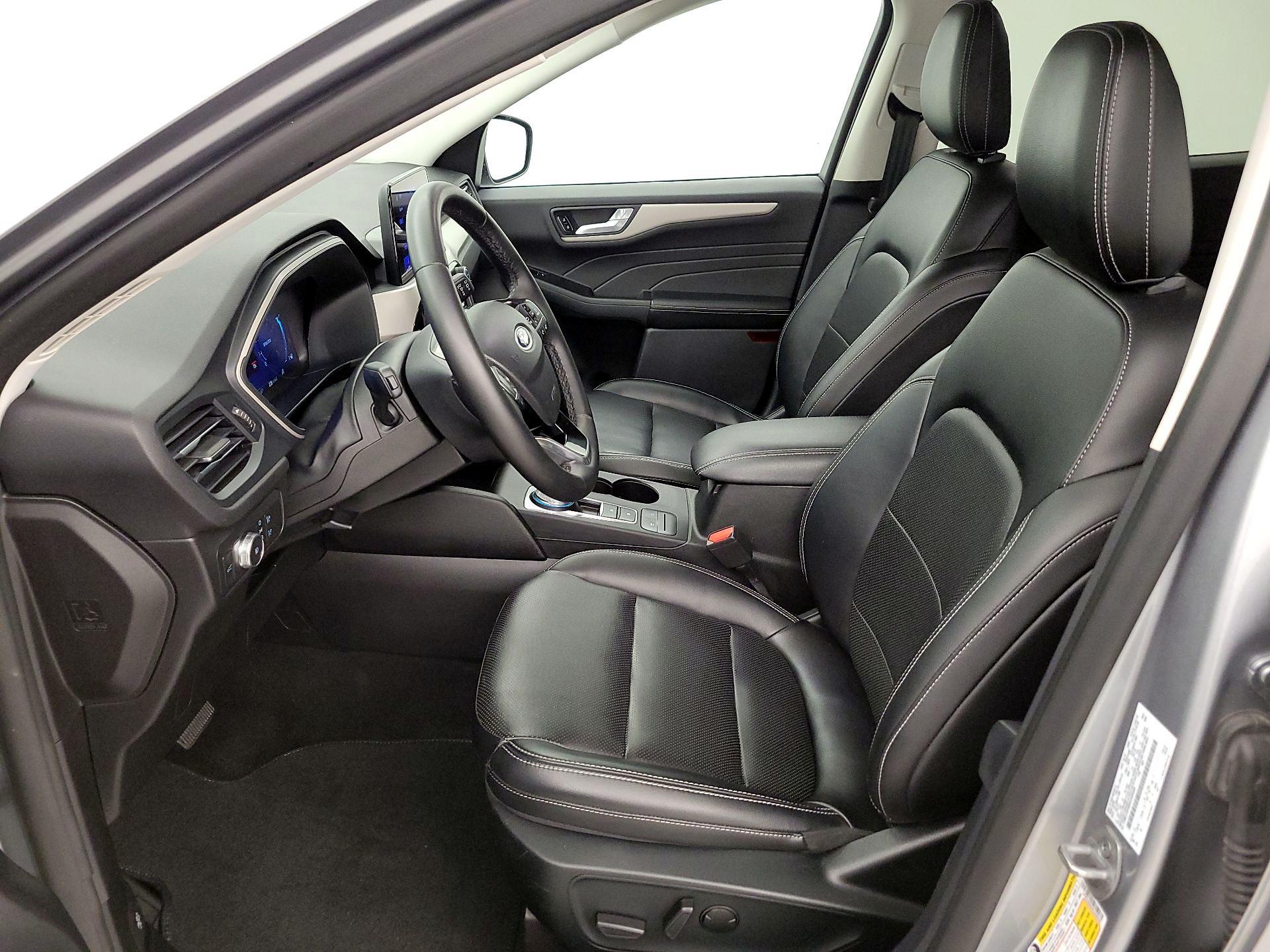 Thumbnail: 2022 Ford Escape - 11