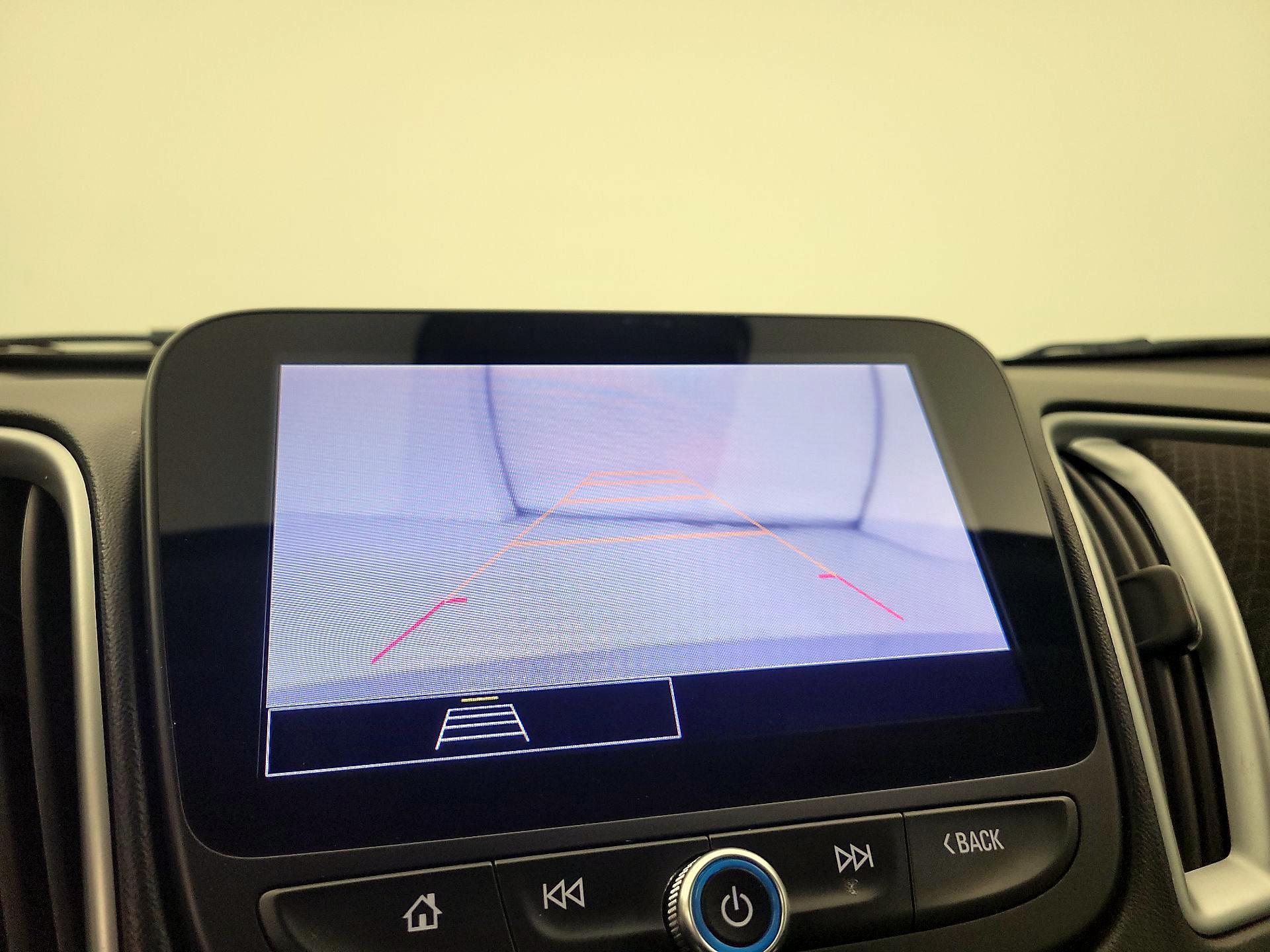 Thumbnail: 2023 Chevrolet Malibu - 14