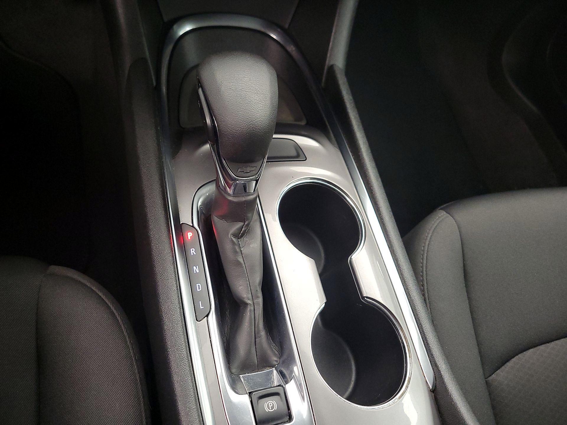 Thumbnail: 2023 Chevrolet Malibu - 17