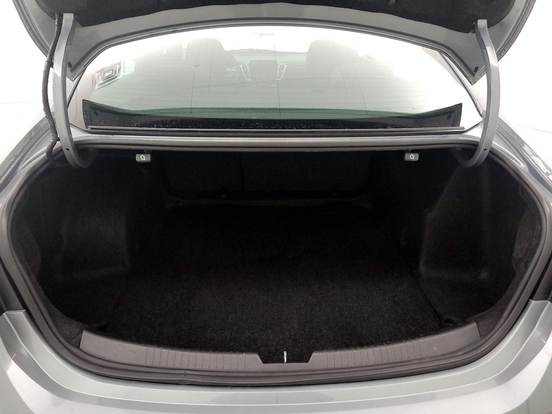 Thumbnail: 2023 Chevrolet Malibu - 20