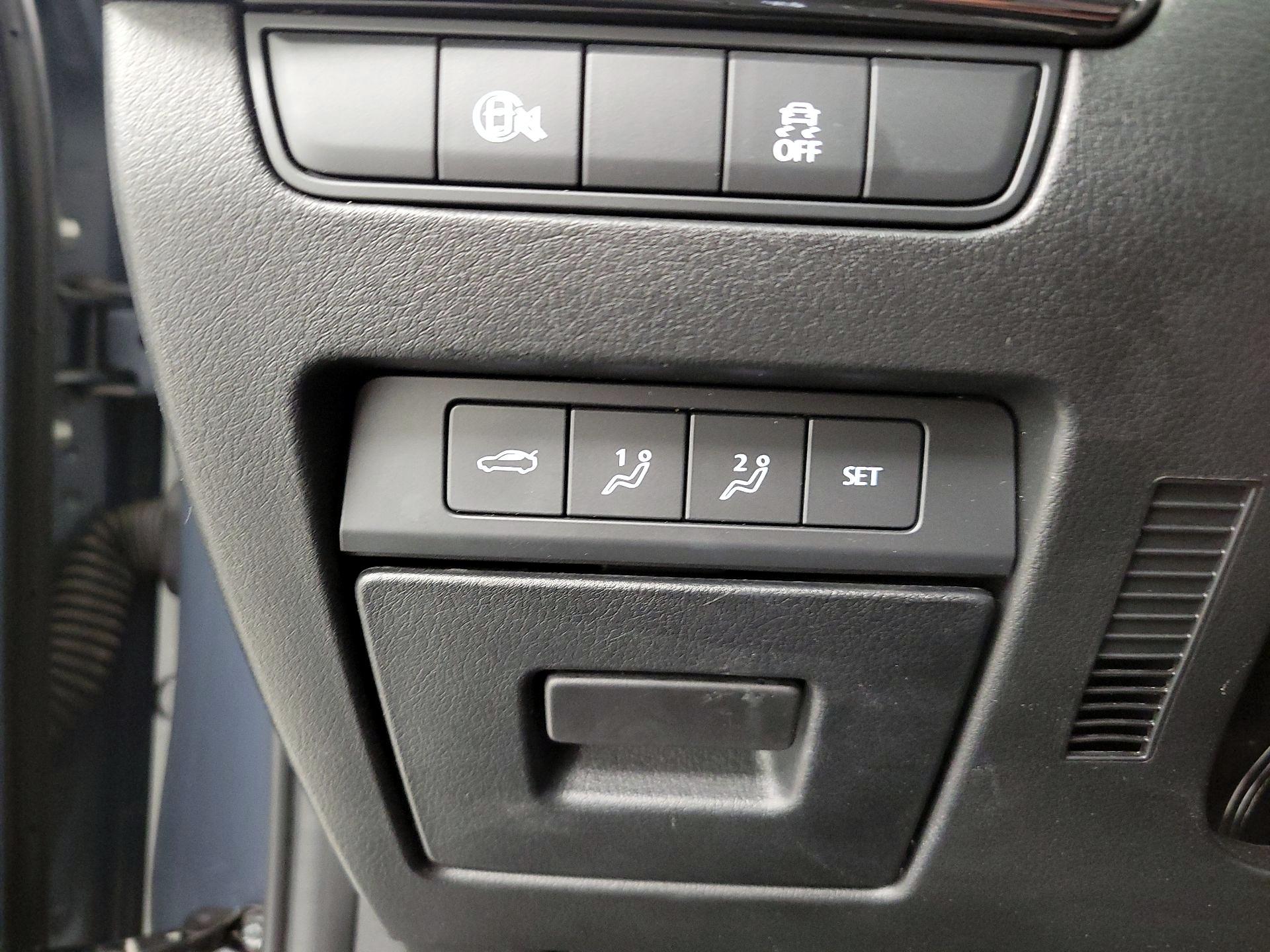 Thumbnail: 2024 Mazda Mazda3 - 13