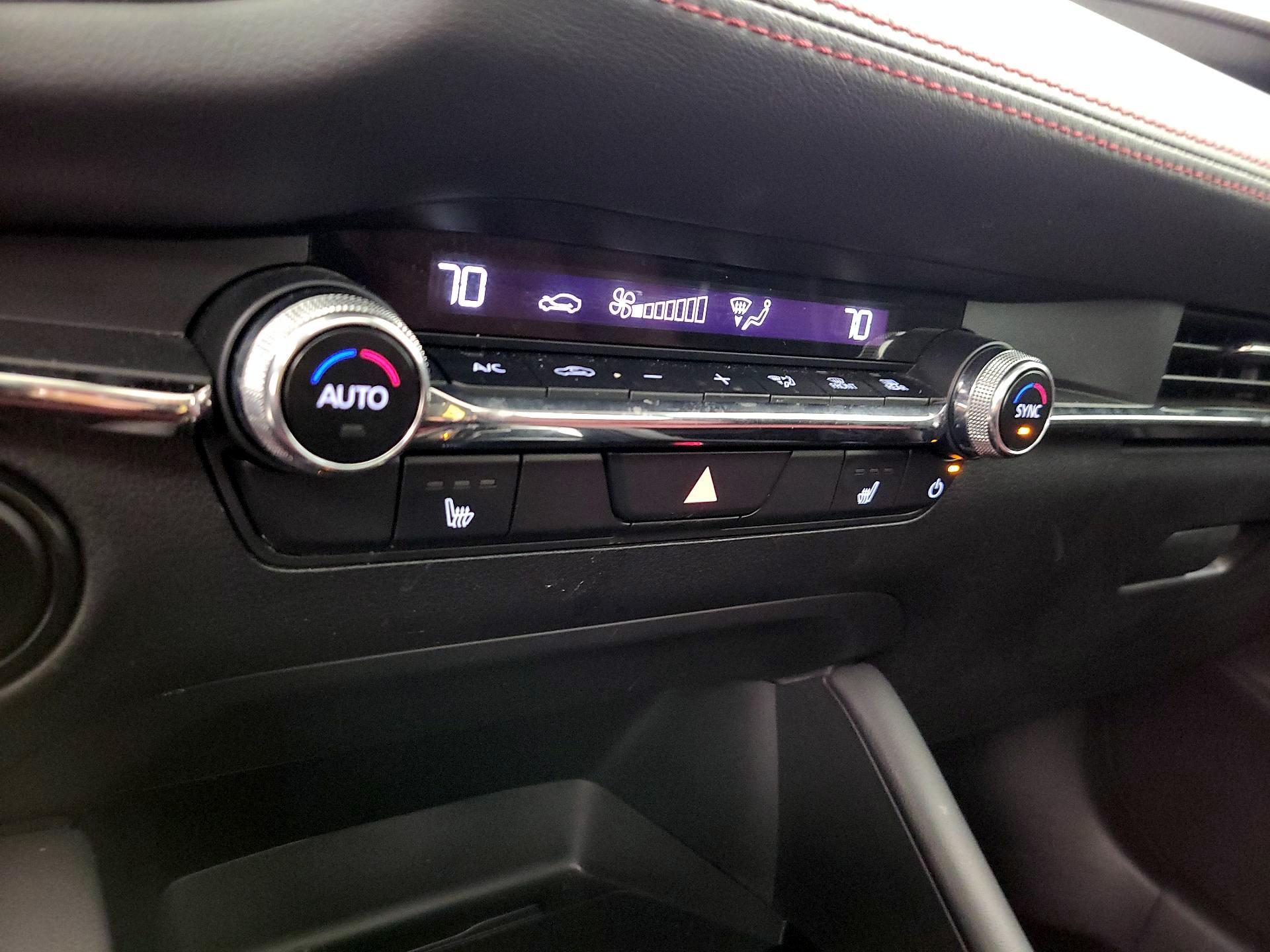 Thumbnail: 2024 Mazda Mazda3 - 17