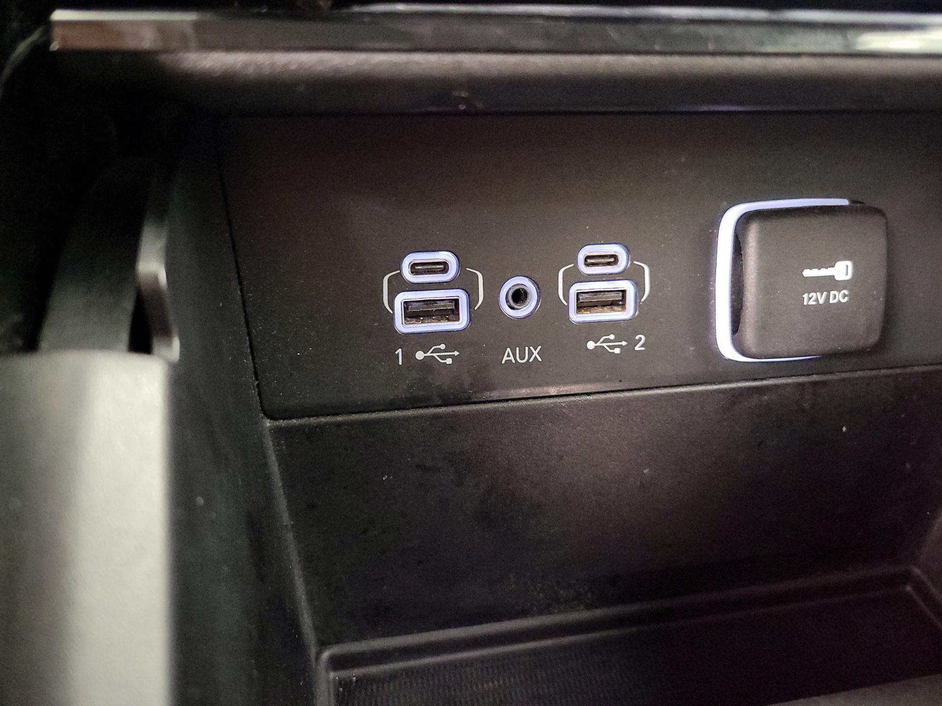 Thumbnail: 2023 Jeep Grand Cherokee L - 19