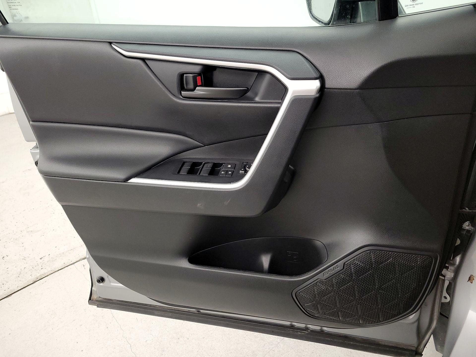 Thumbnail: 2024 Toyota RAV4 - 12