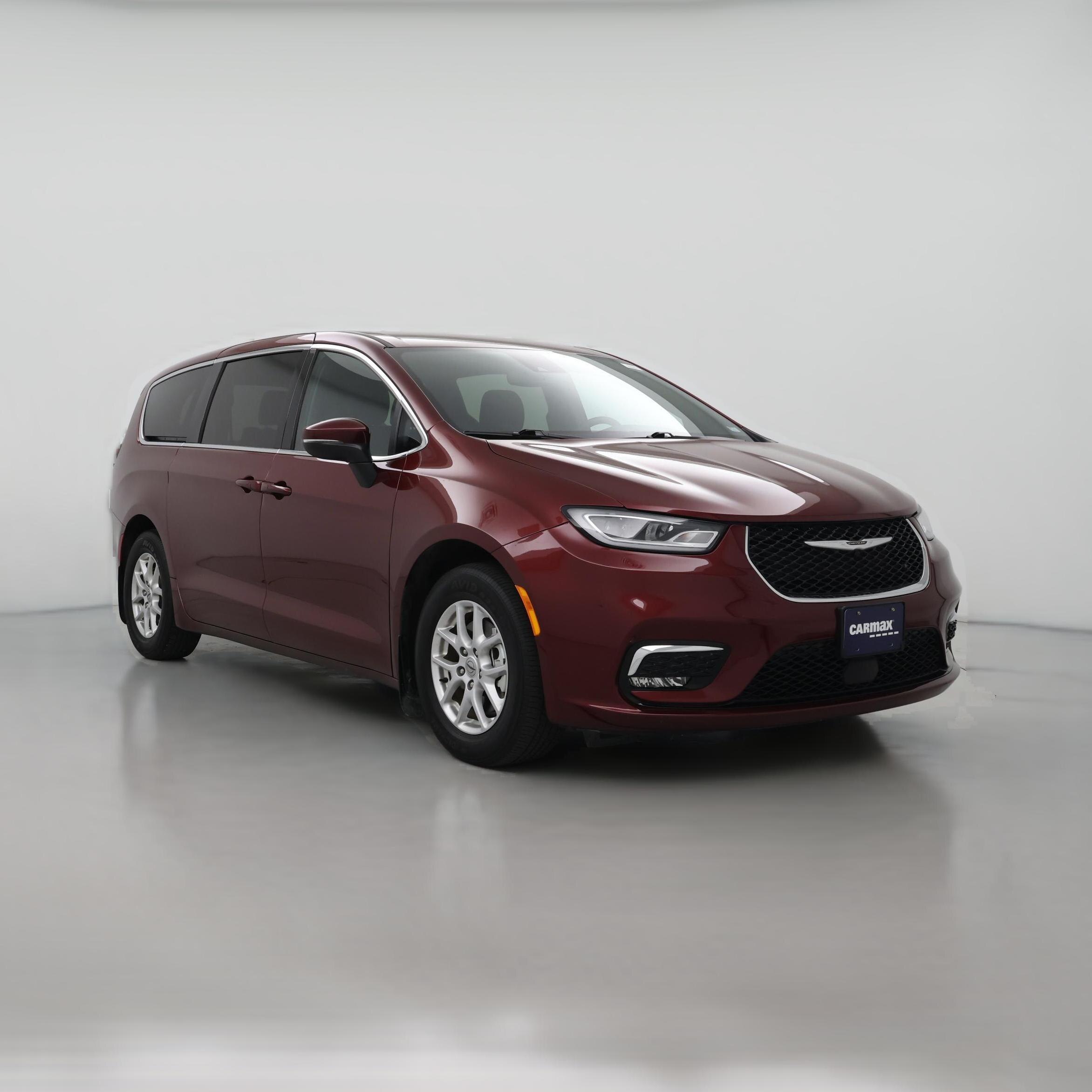Thumbnail: 2023 Chrysler Pacifica - 1