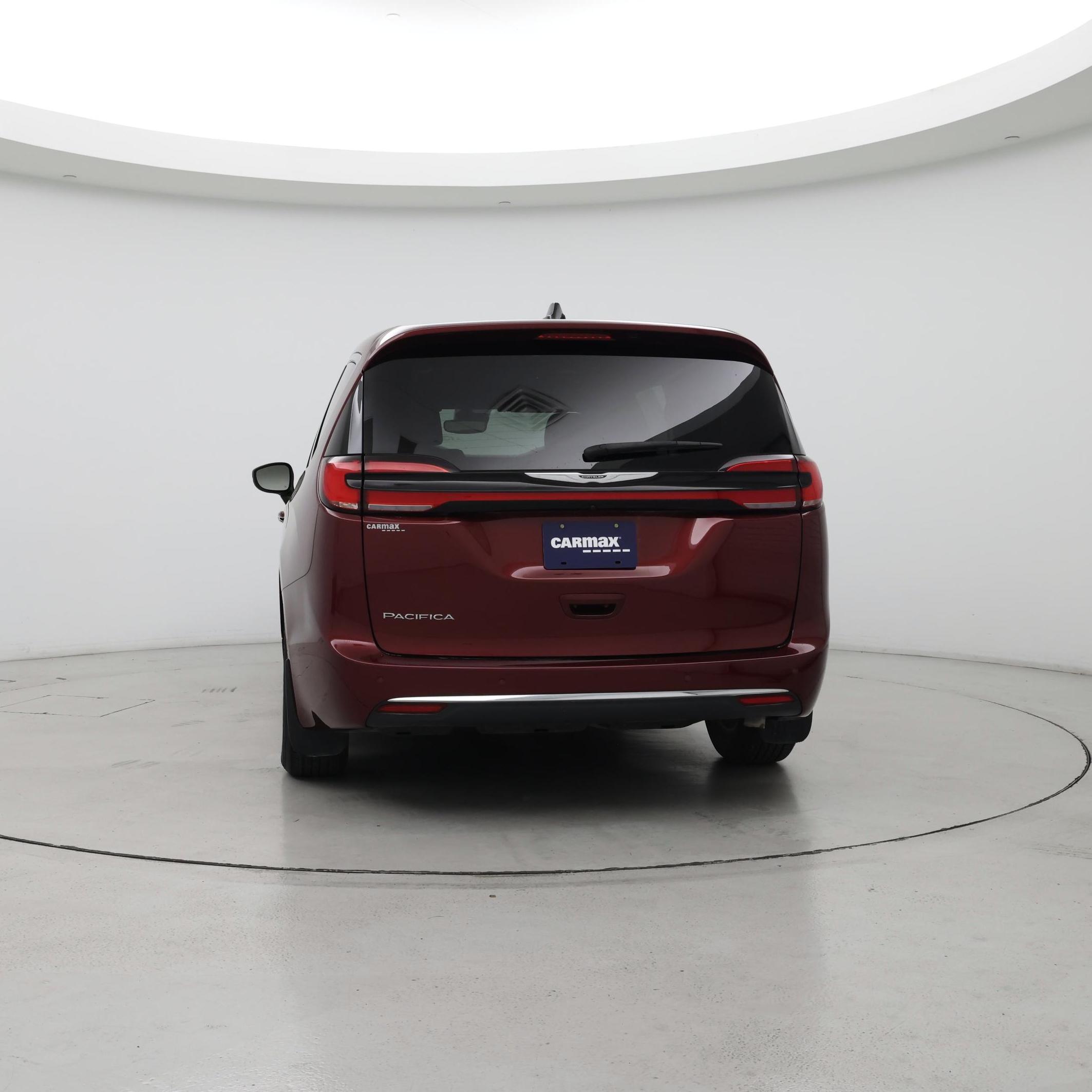Thumbnail: 2023 Chrysler Pacifica - 6