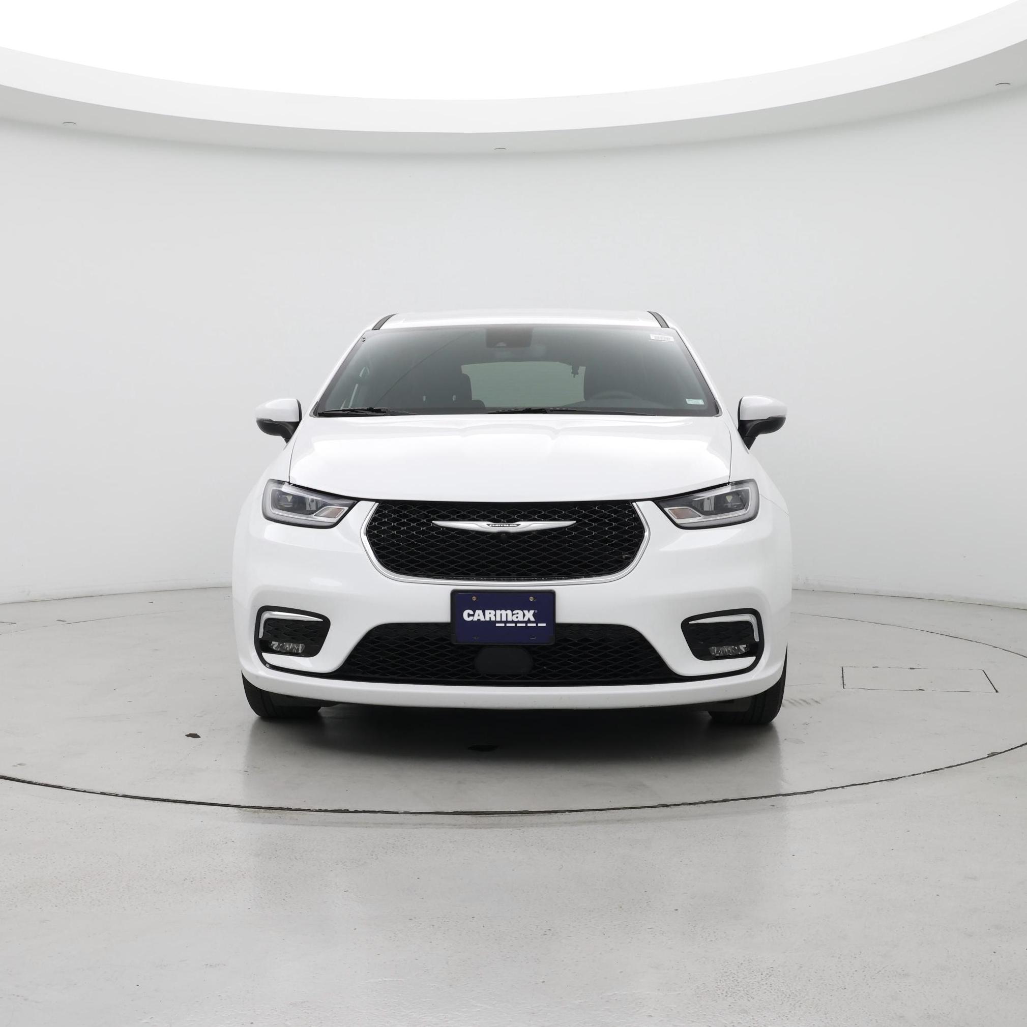 Thumbnail: 2023 Chrysler Pacifica - 5