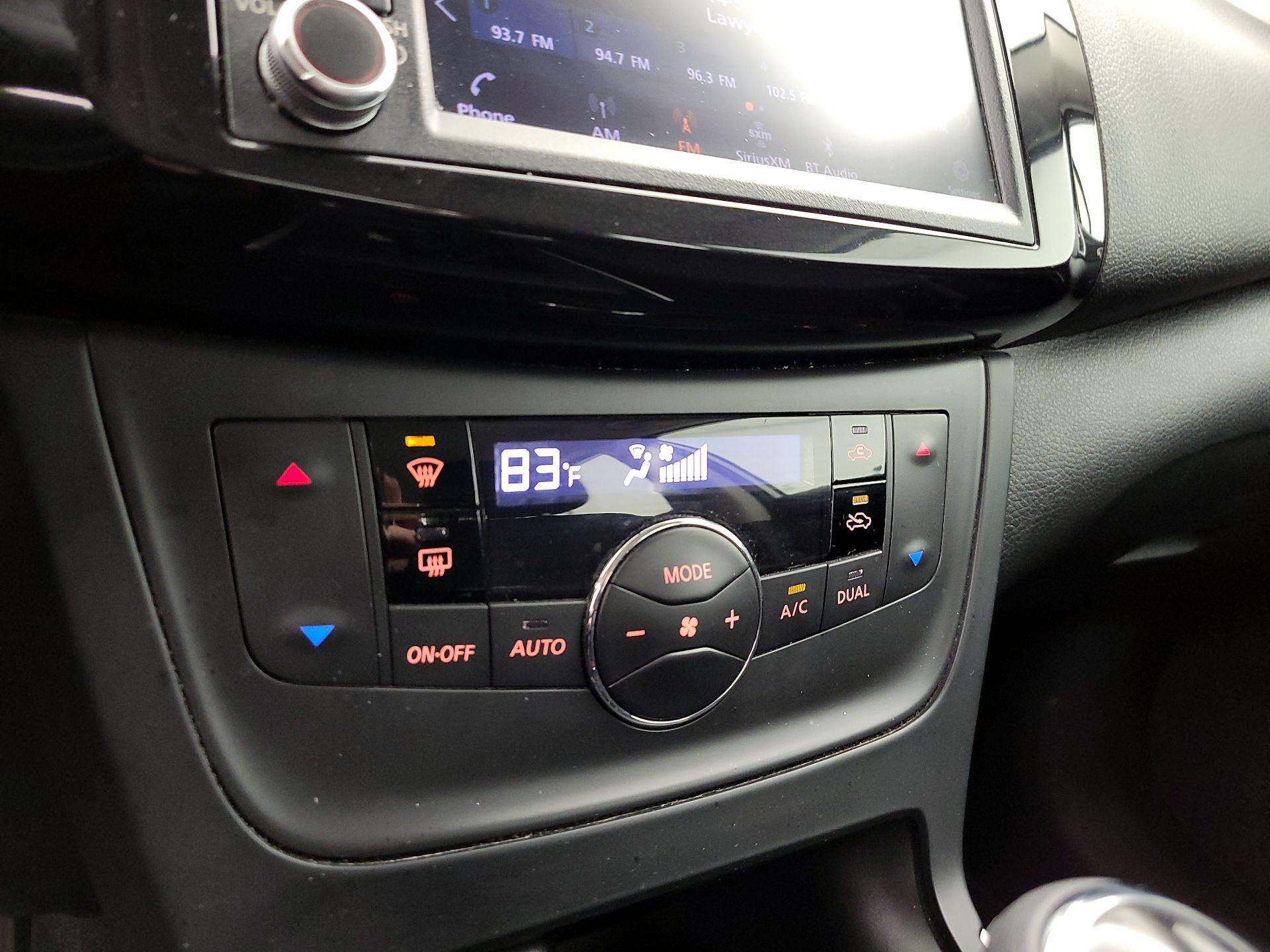 Thumbnail: 2019 Nissan Sentra - 16