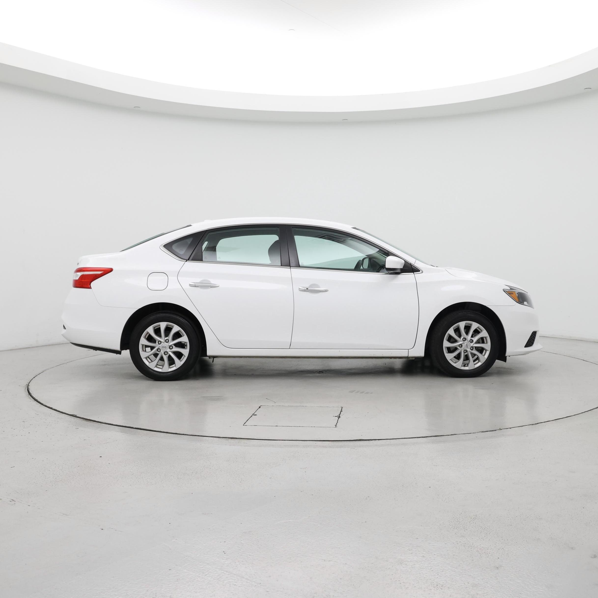 Thumbnail: 2019 Nissan Sentra - 7