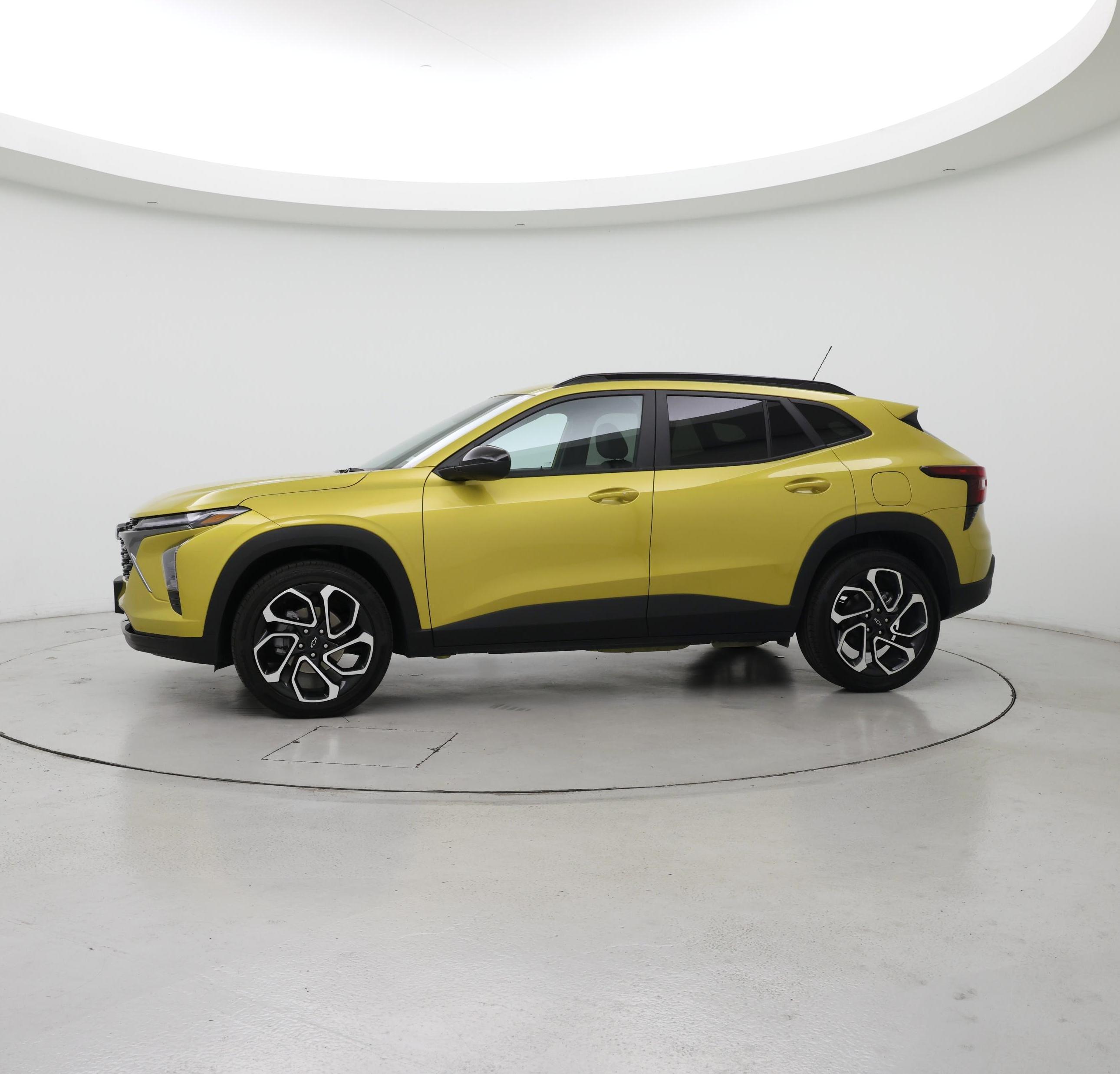 Thumbnail: 2025 Chevrolet Trax - 3