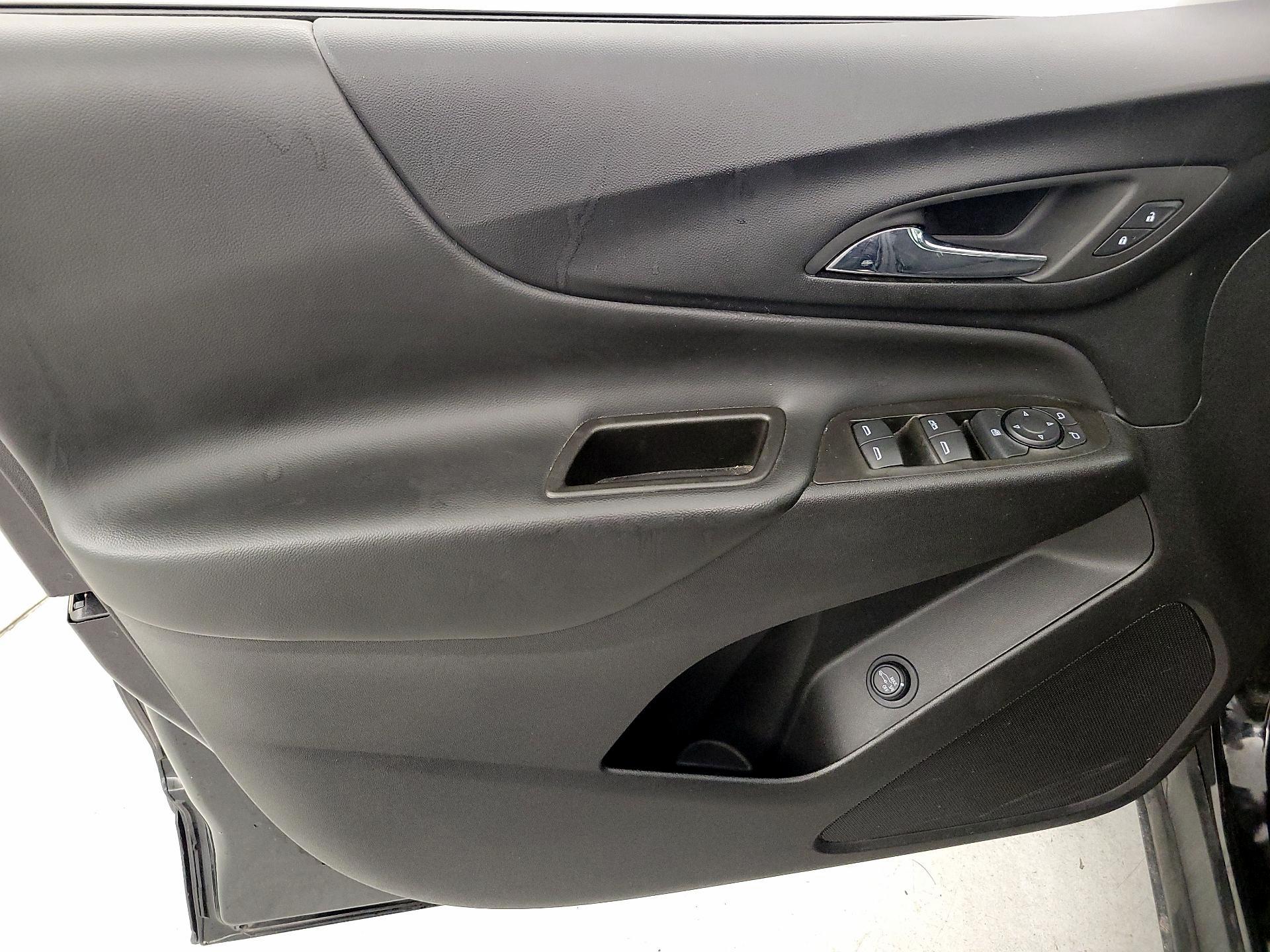 Thumbnail: 2023 Chevrolet Equinox - 12