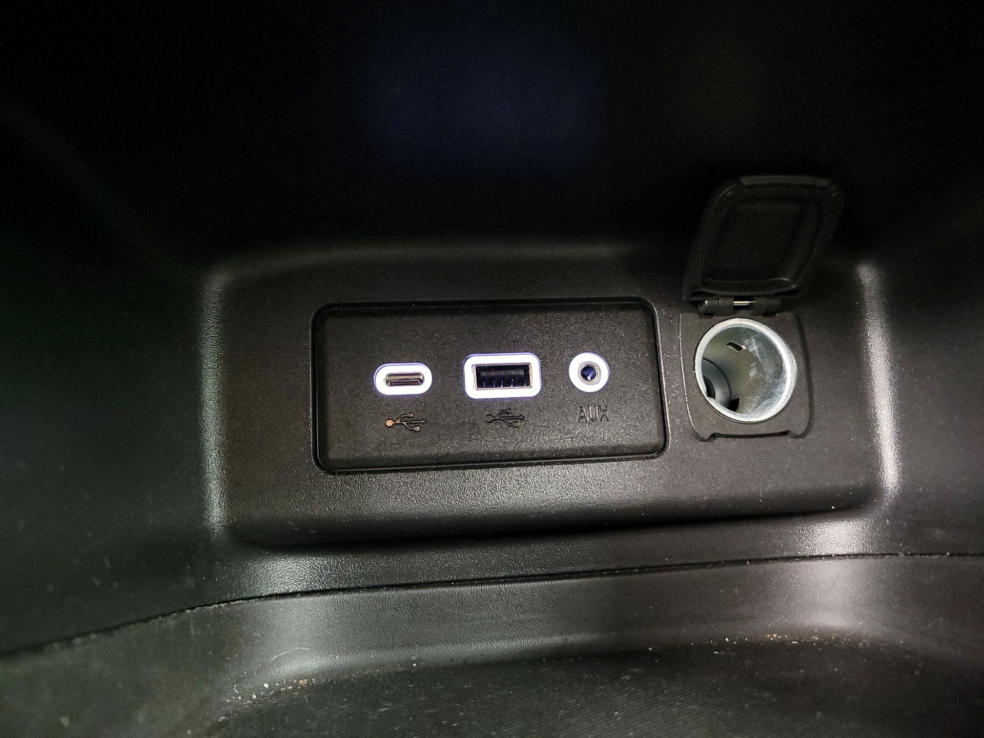 Thumbnail: 2023 Chevrolet Equinox - 18