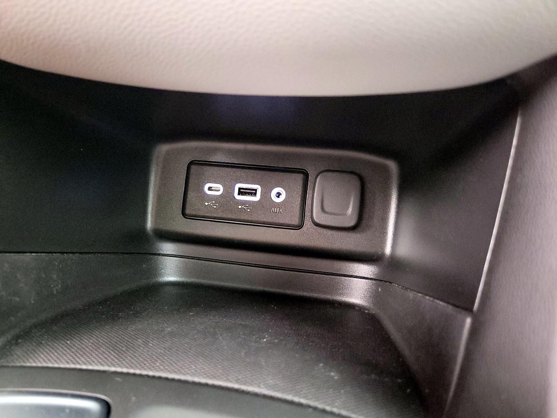 Thumbnail: 2023 Chevrolet Equinox - 18