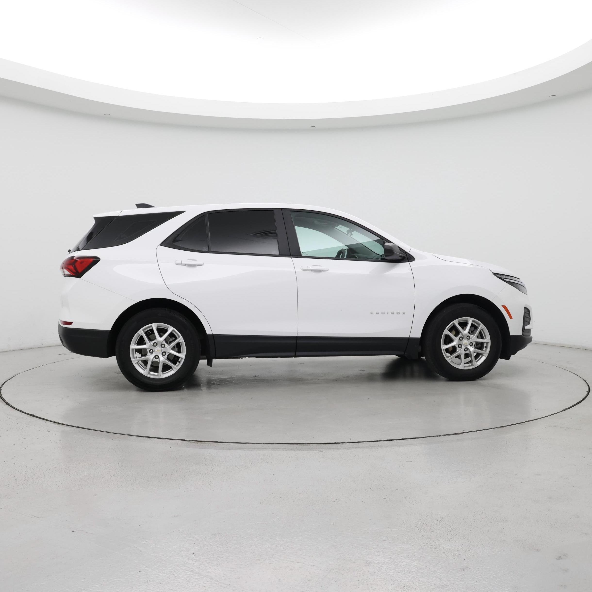 Thumbnail: 2023 Chevrolet Equinox - 7