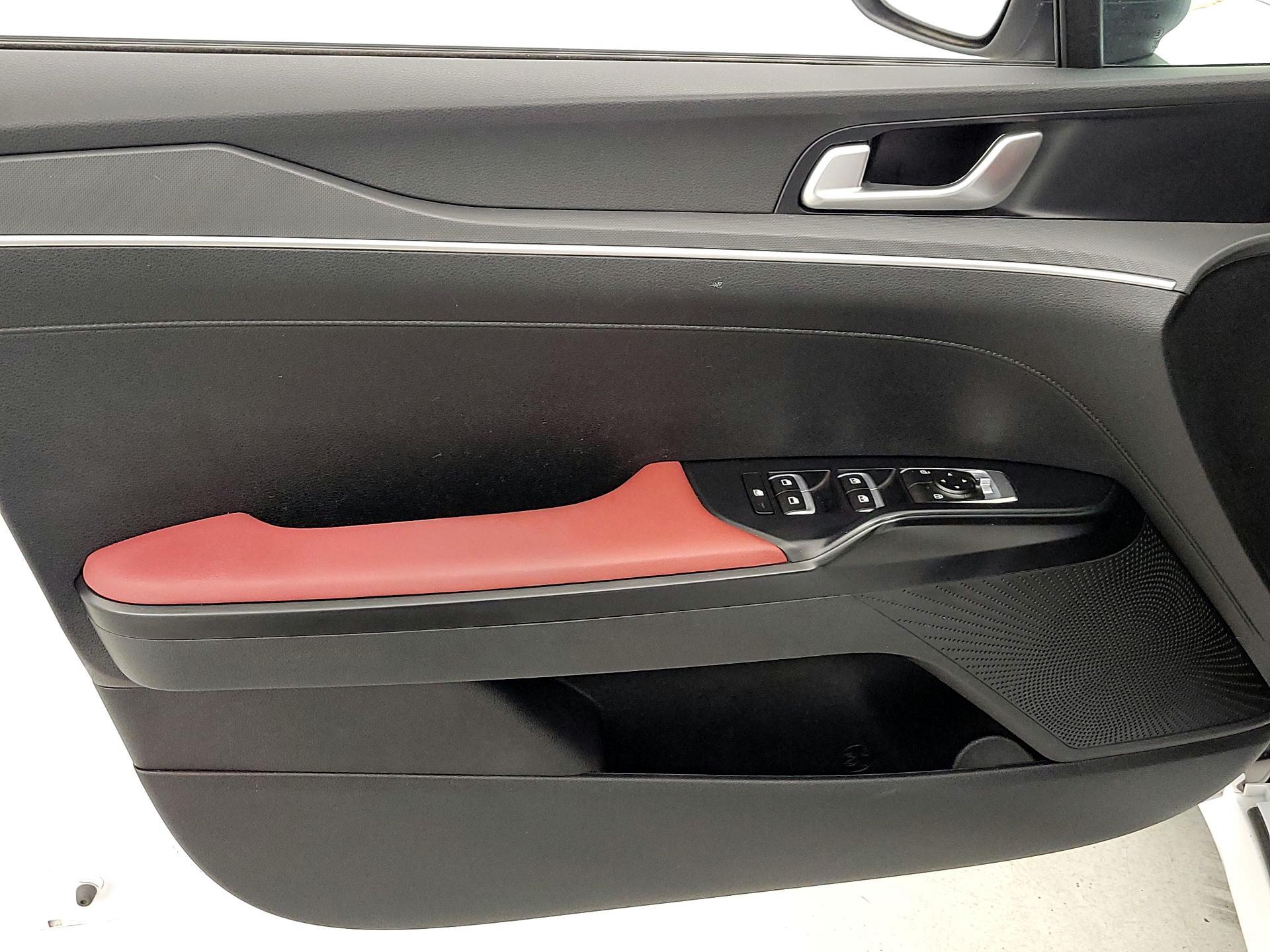 Thumbnail: 2023 Kia K5 - 12