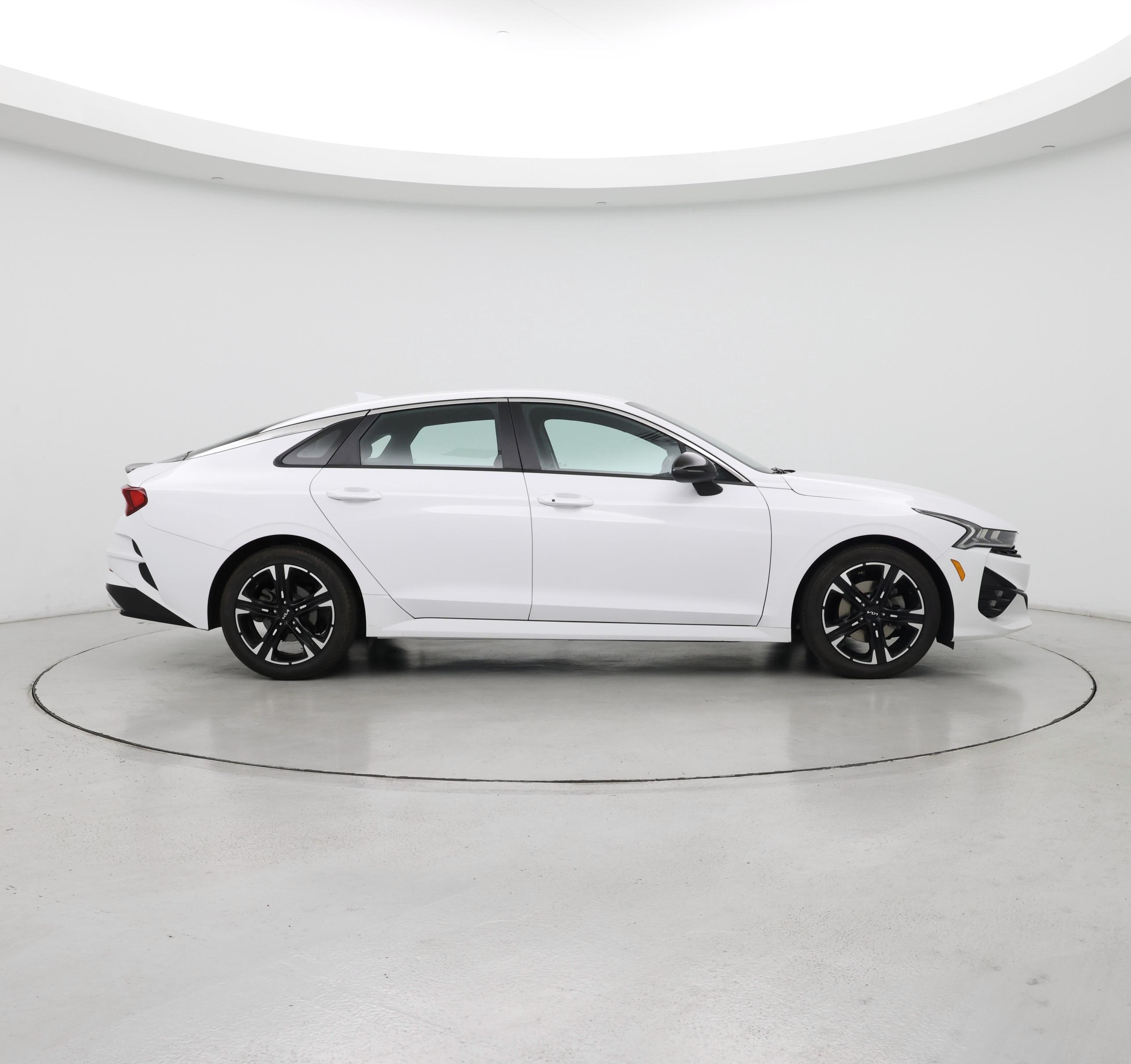 Thumbnail: 2023 Kia K5 - 7