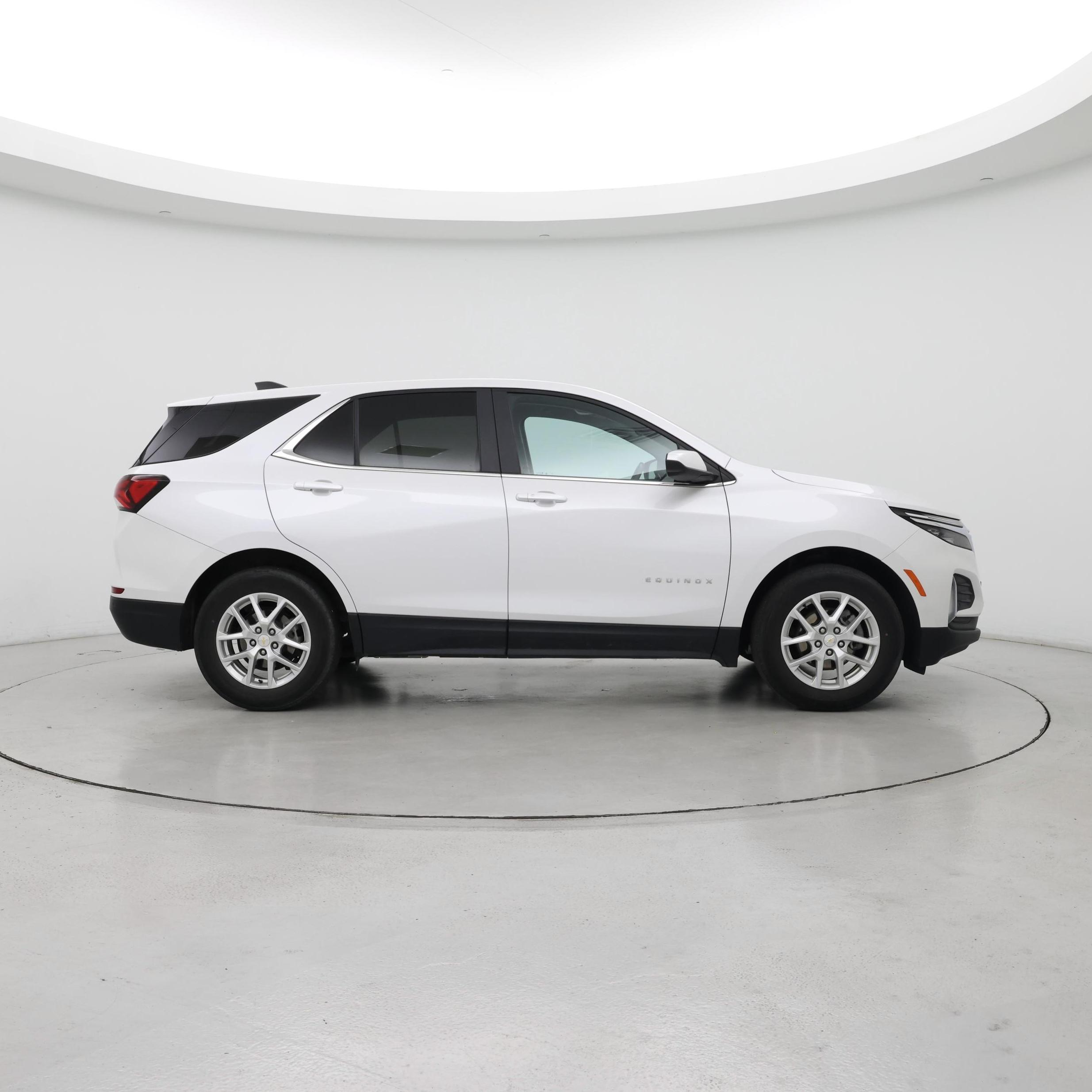 Thumbnail: 2022 Chevrolet Equinox - 7