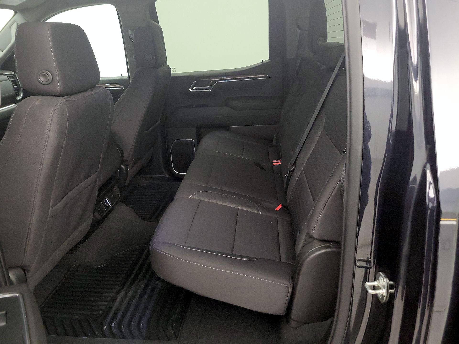 Thumbnail: 2023 Chevrolet Silverado 1500 - 19