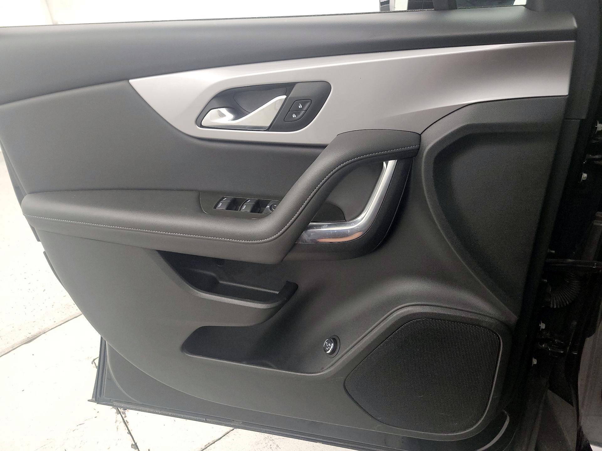 Thumbnail: 2022 Chevrolet Blazer - 12