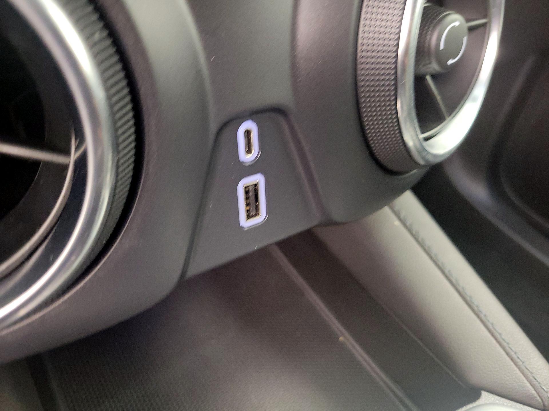 Thumbnail: 2022 Chevrolet Blazer - 18