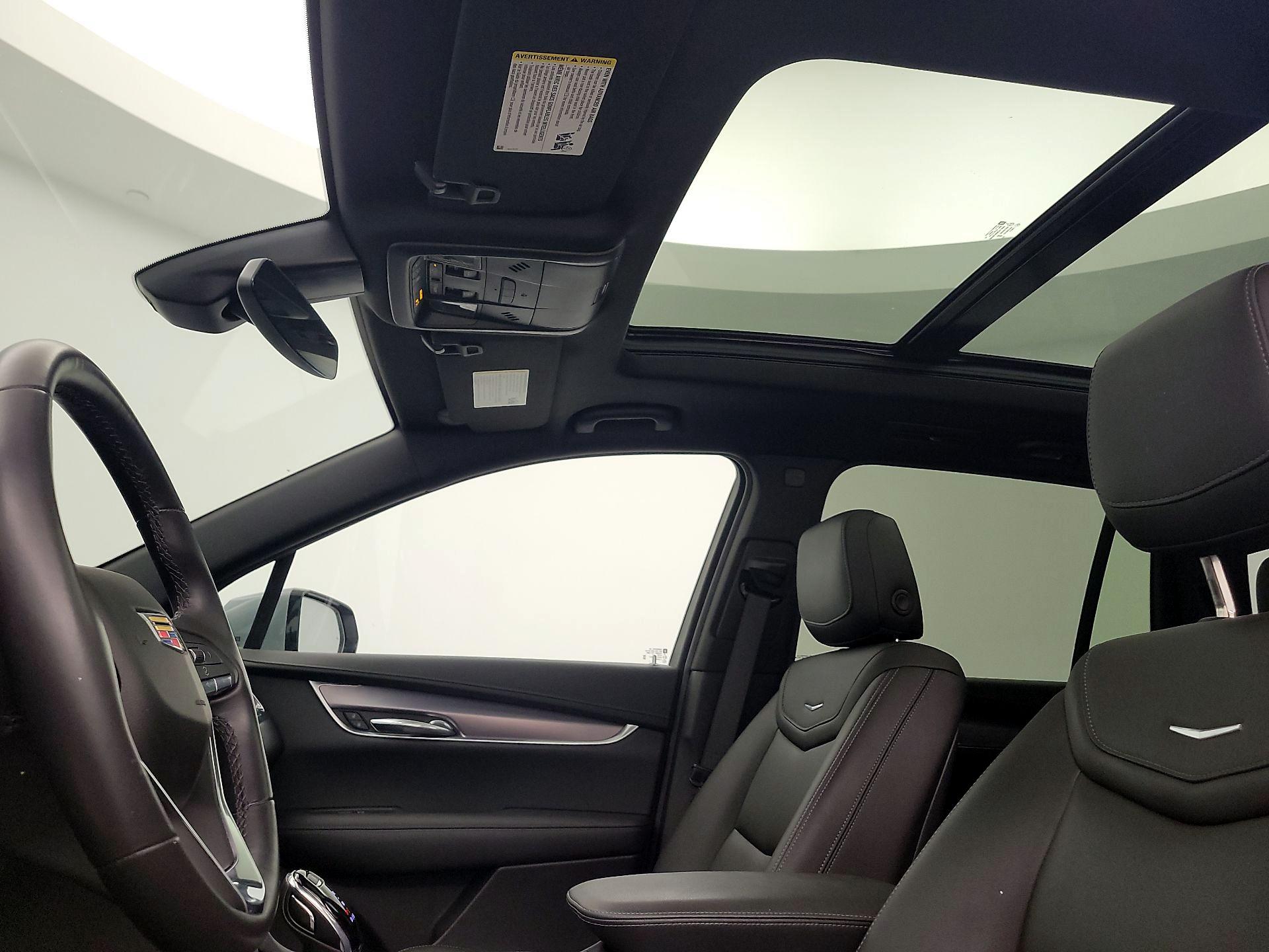 Thumbnail: 2023 Cadillac XT6 - 19