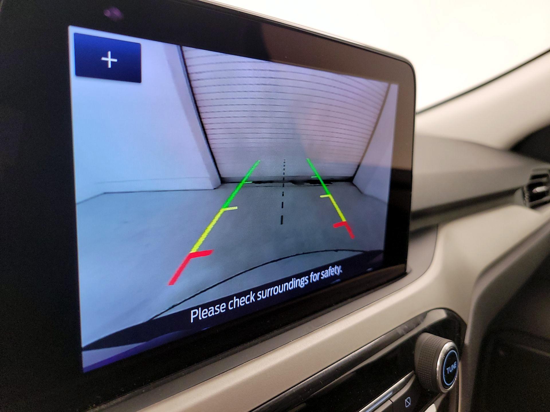 Thumbnail: 2022 Ford Escape - 14