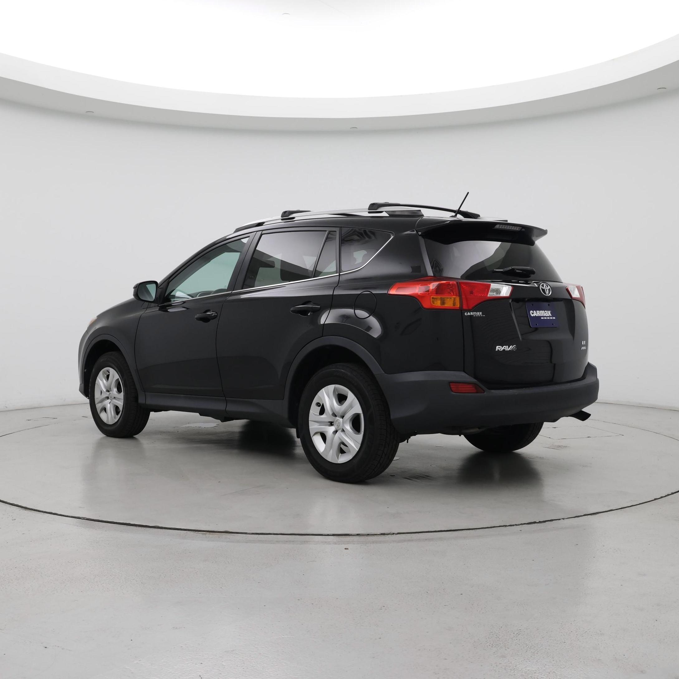 Thumbnail: 2015 Toyota RAV4 - 2