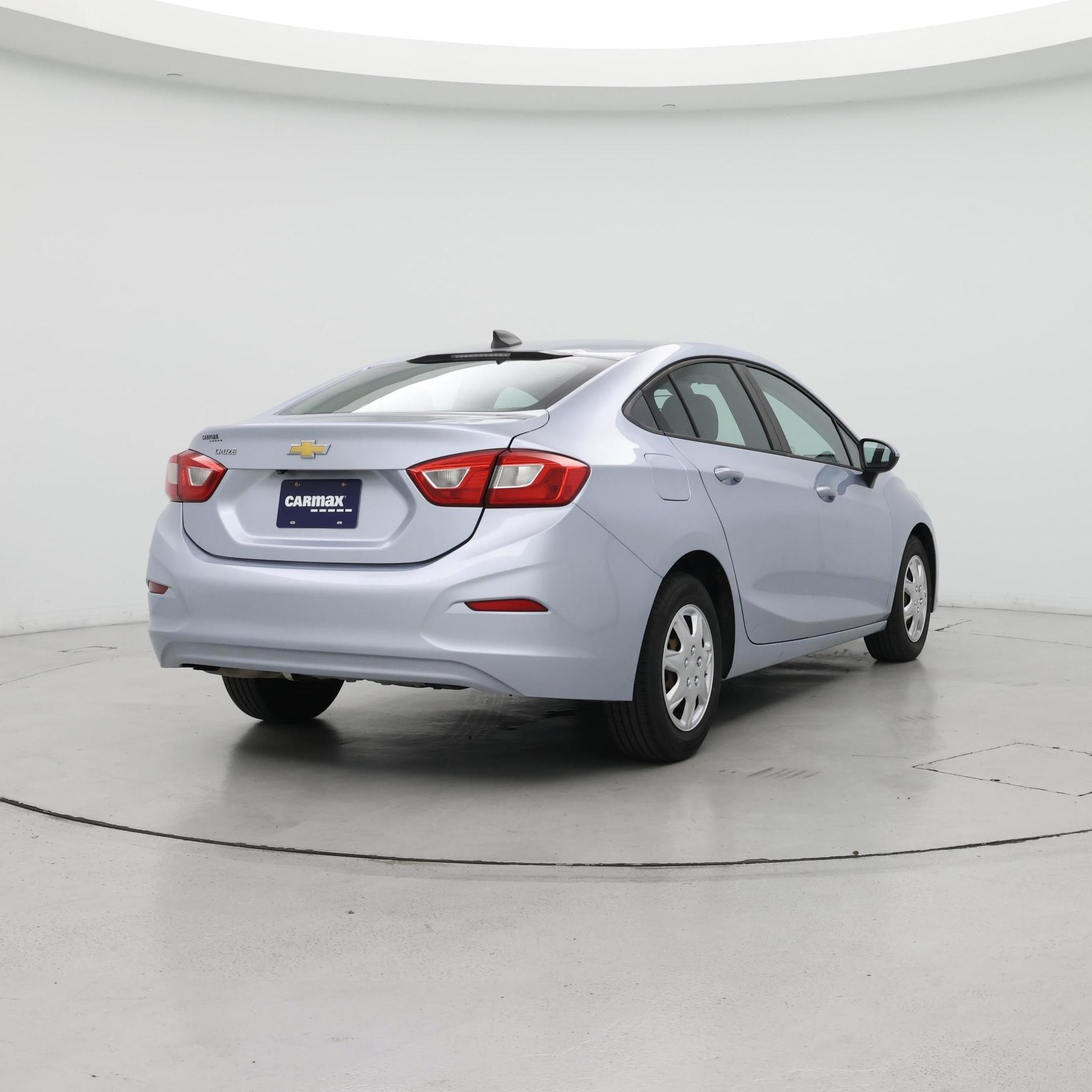 Thumbnail: 2018 Chevrolet Cruze - 8