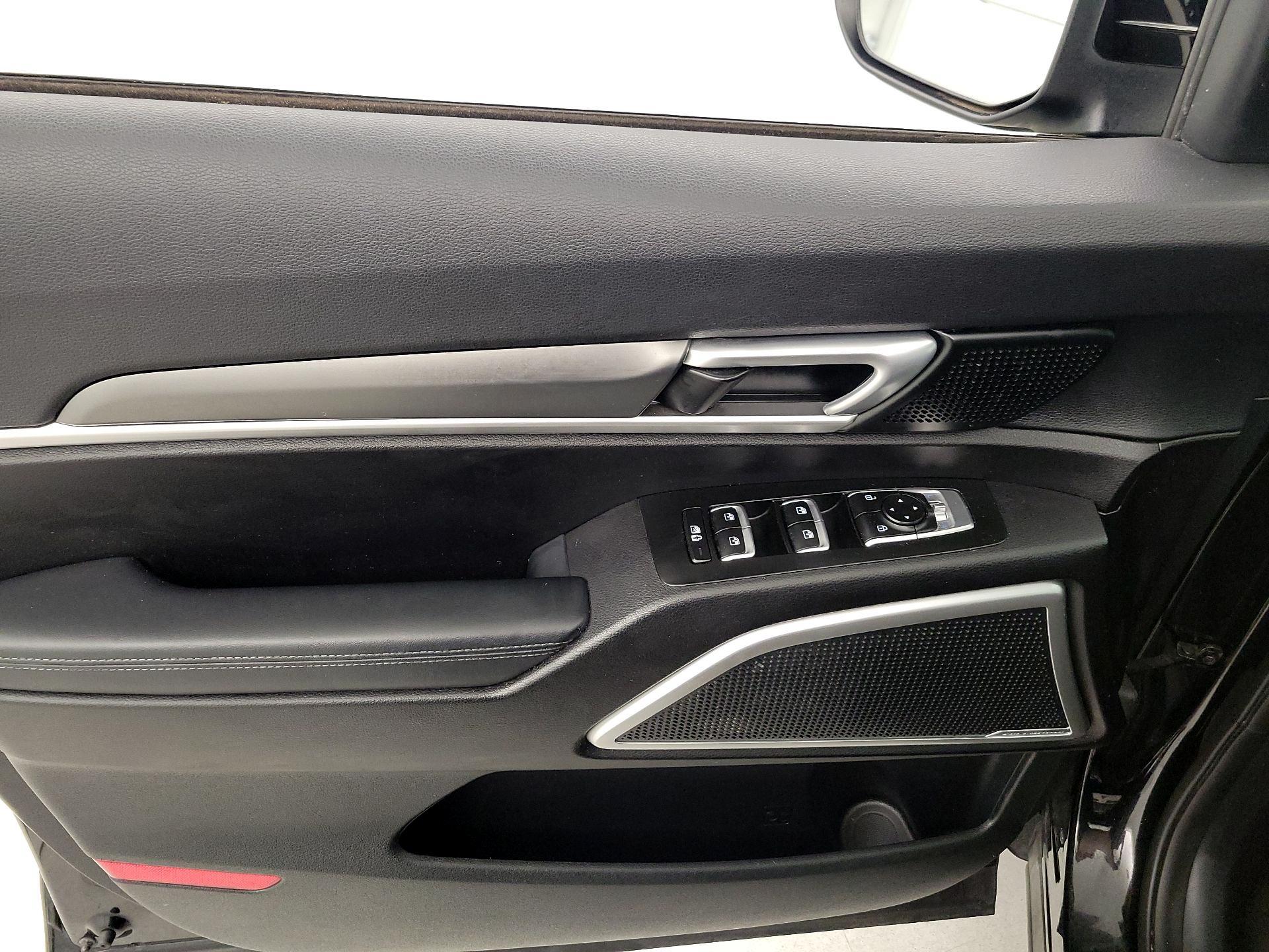 Thumbnail: 2020 Kia Telluride - 12