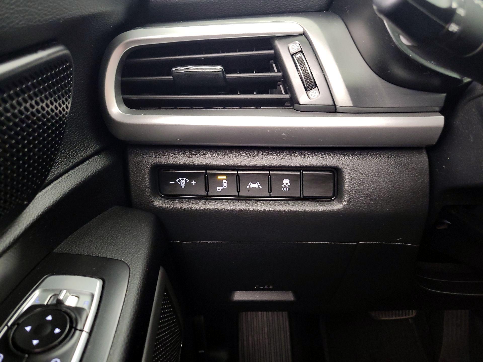 Thumbnail: 2020 Kia Telluride - 13