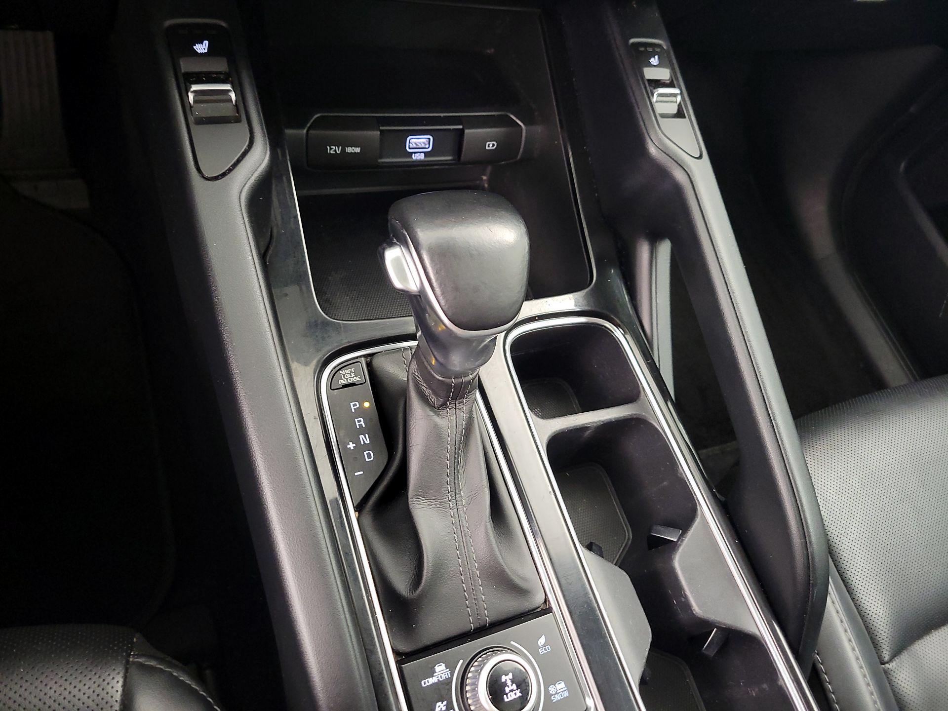 Thumbnail: 2020 Kia Telluride - 17